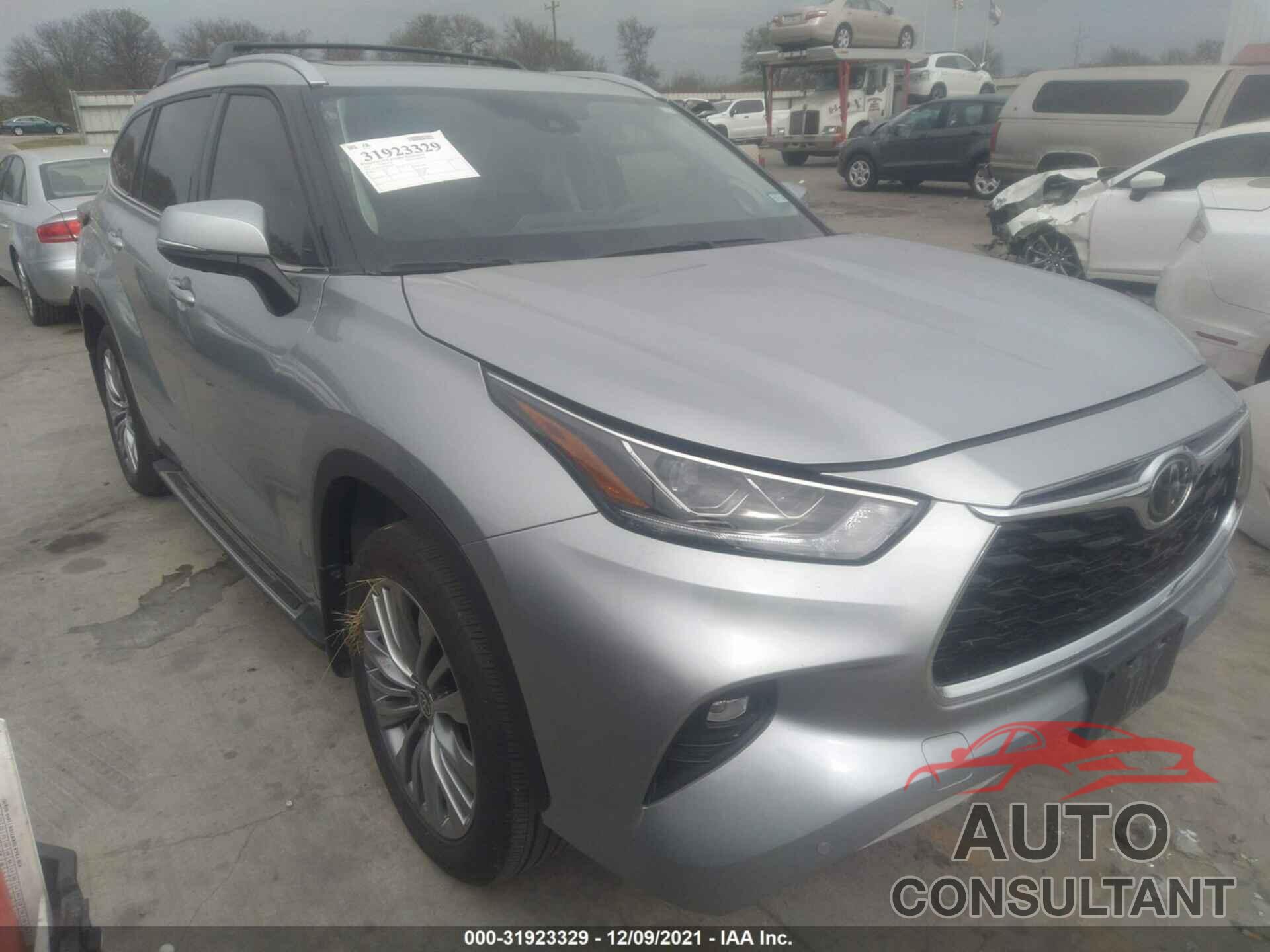 TOYOTA HIGHLANDER 2021 - 5TDFZRAH9MS038421