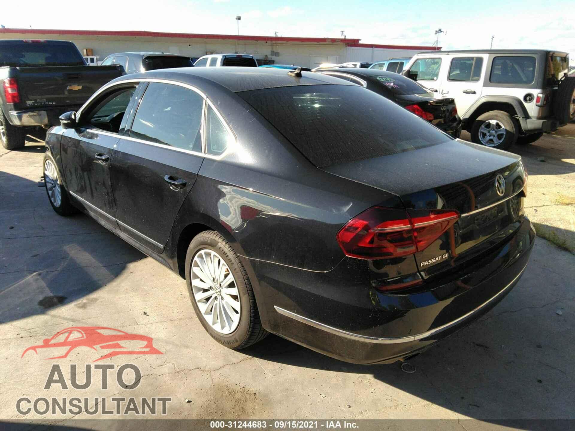 VOLKSWAGEN PASSAT 2017 - 1VWBT7A30HC044010