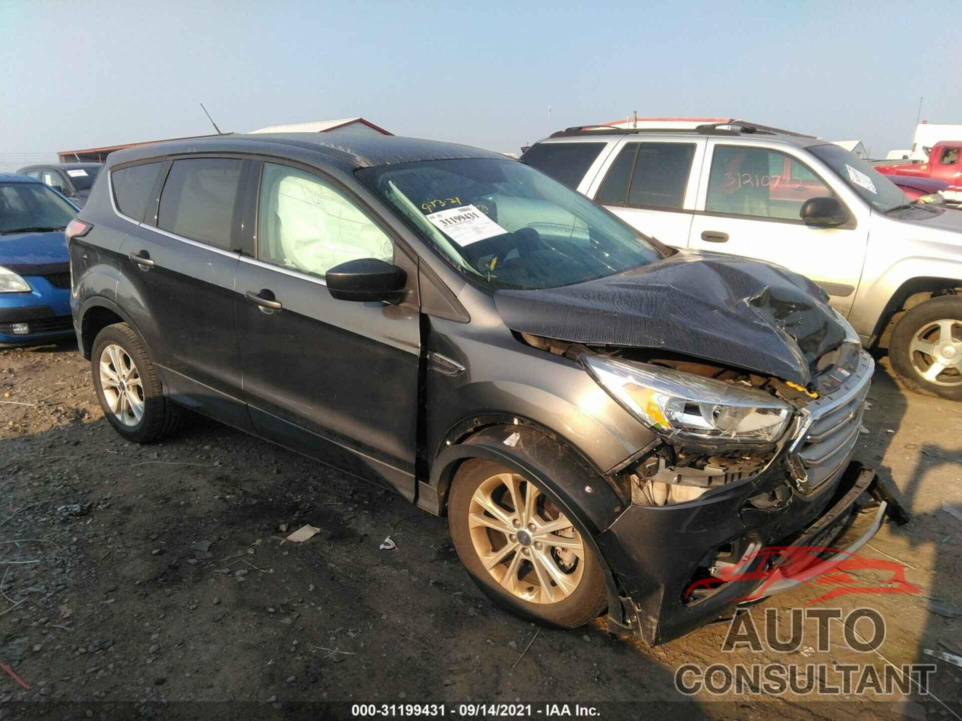 FORD ESCAPE 2017 - 1FMCU0G93HUB67300