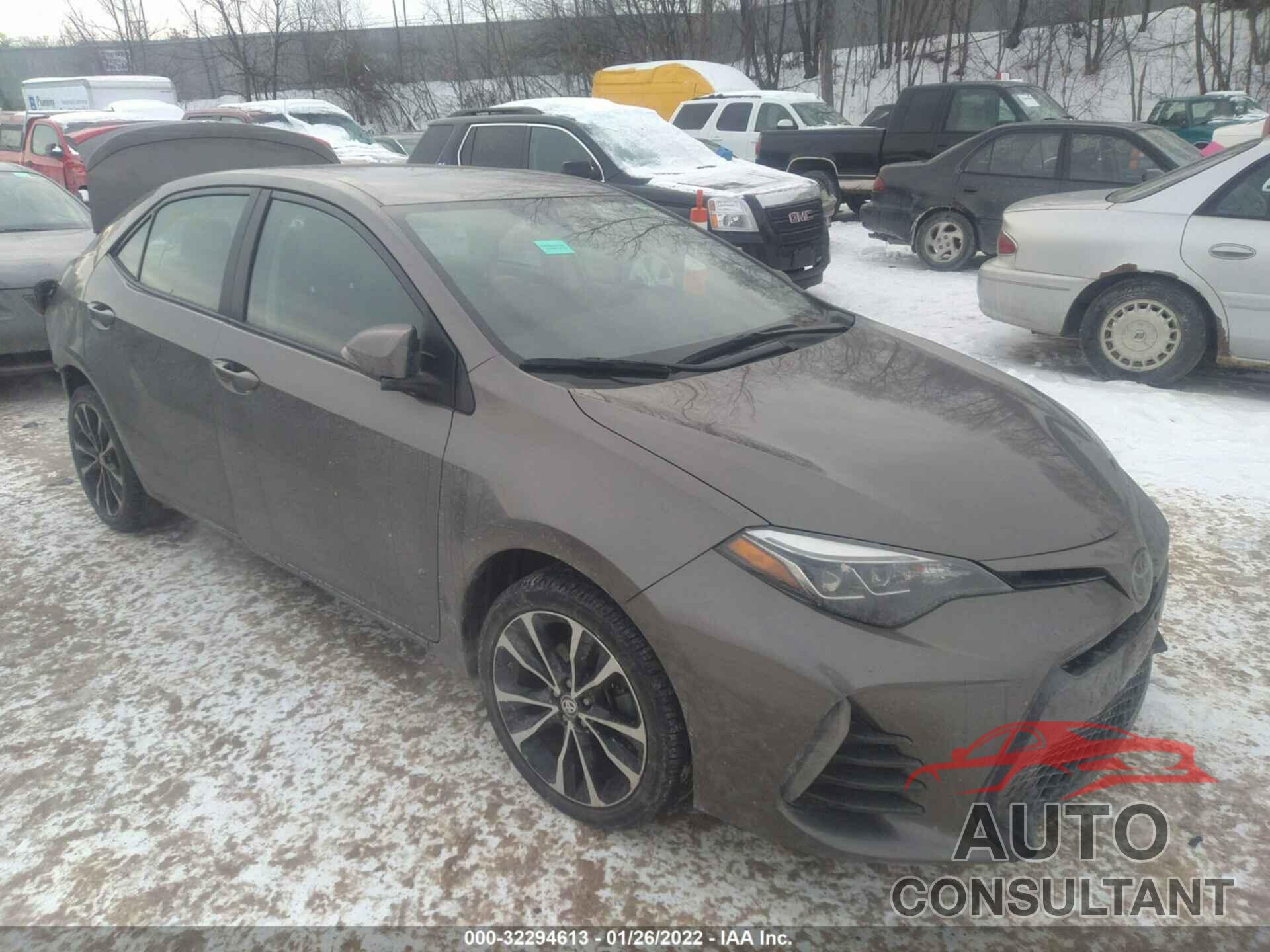 TOYOTA COROLLA 2018 - 2T1BURHE3JC017917