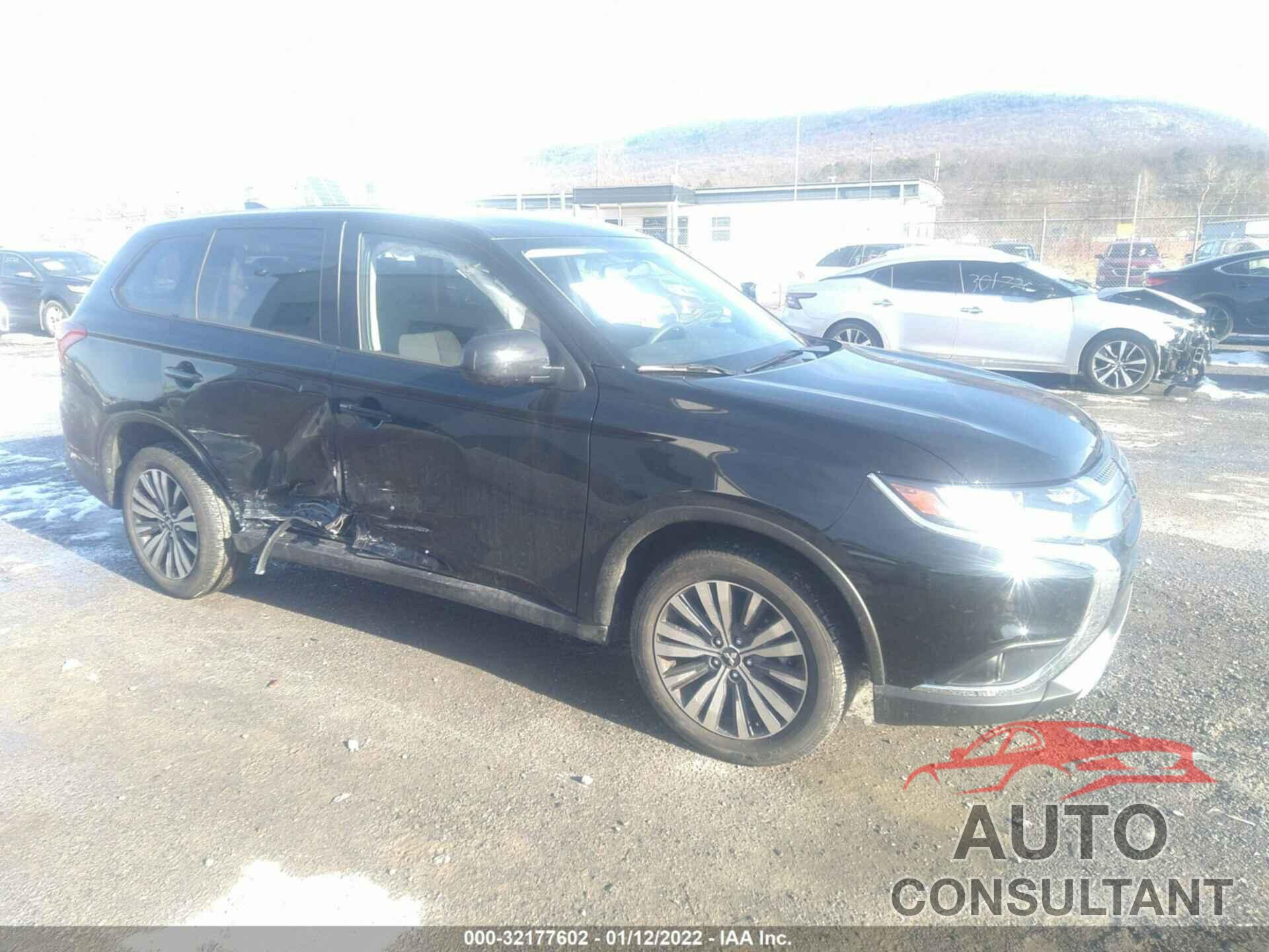 MITSUBISHI OUTLANDER 2020 - JA4AZ3A38LZ047307