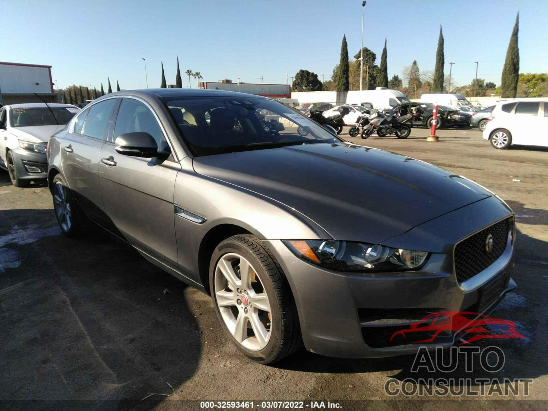 JAGUAR XE 2018 - SAJAD4FX9JCP33427