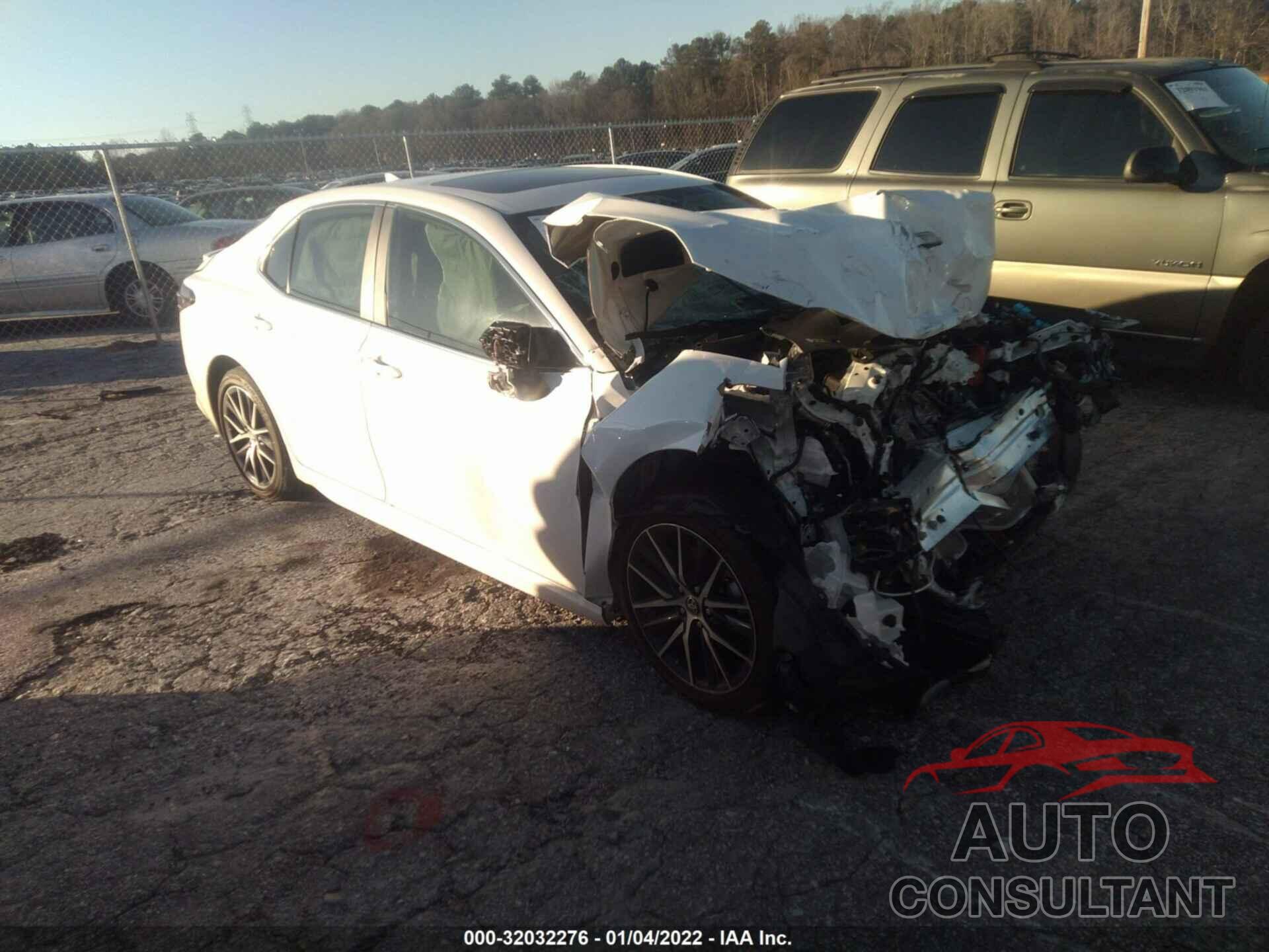TOYOTA CAMRY 2021 - 4T1T11AK9MU530767