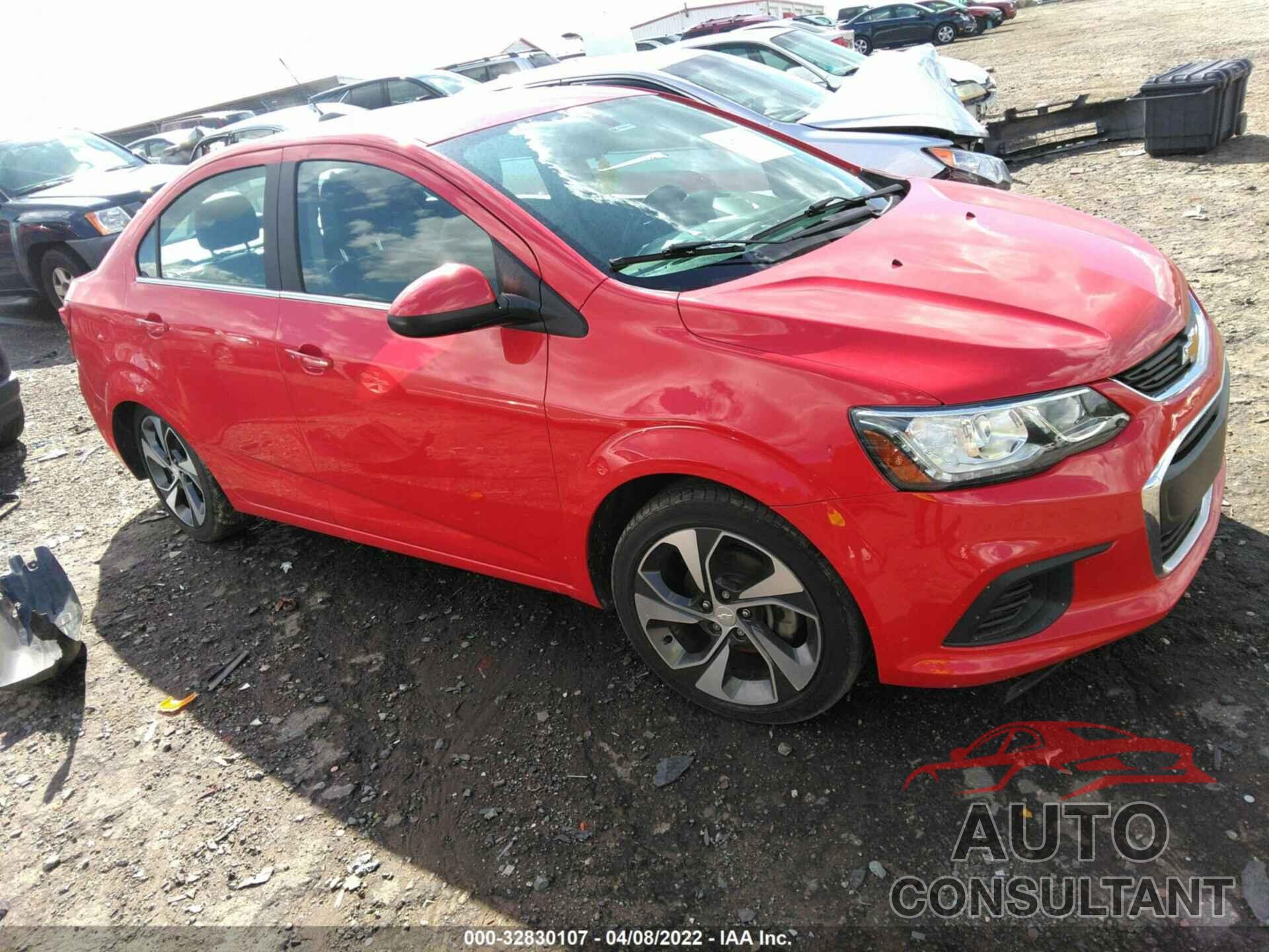 CHEVROLET SONIC 2017 - 1G1JF5SB8H4115585