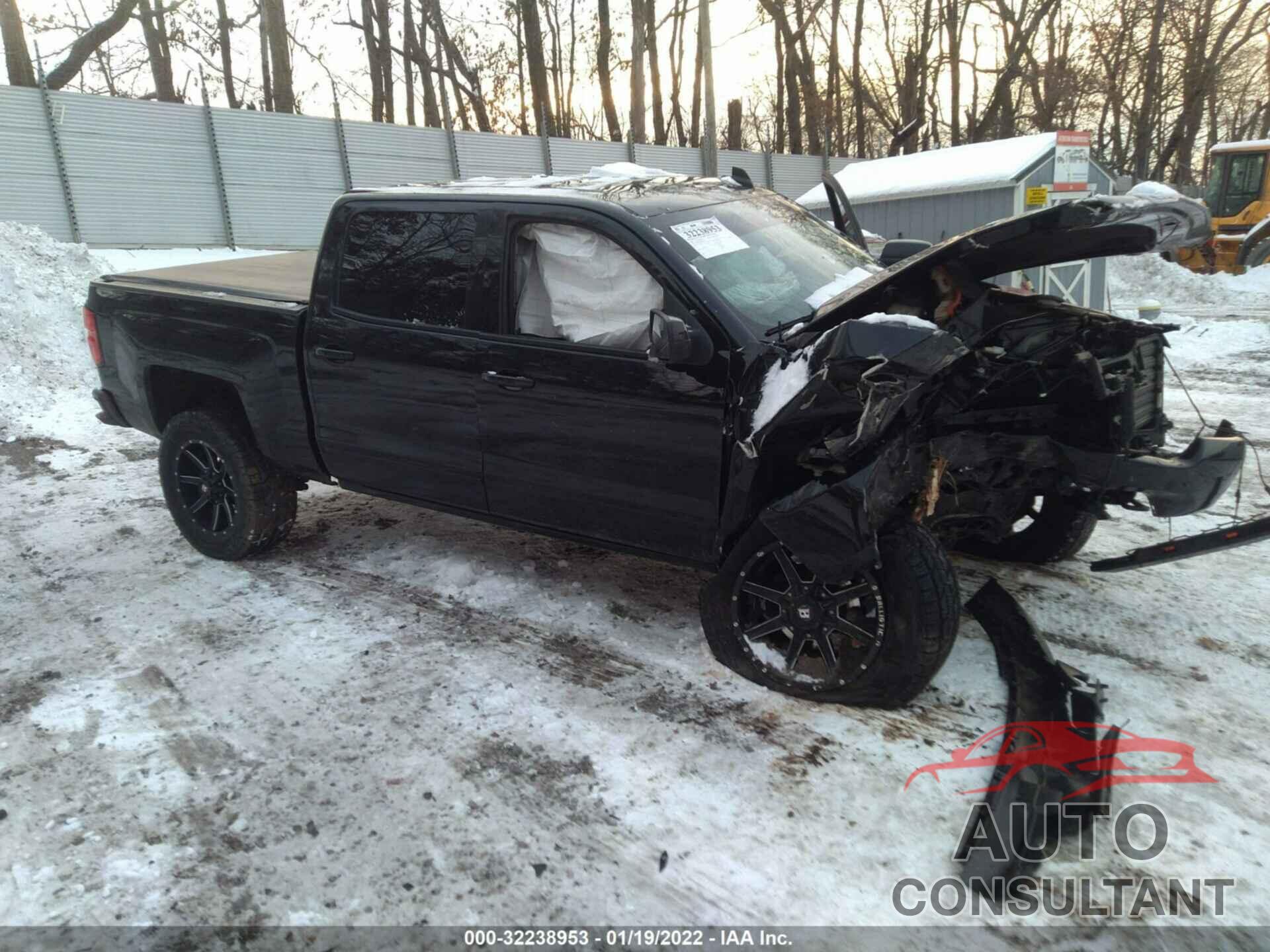 CHEVROLET SILVERADO 1500 2018 - 3GCUKREC4JG287147