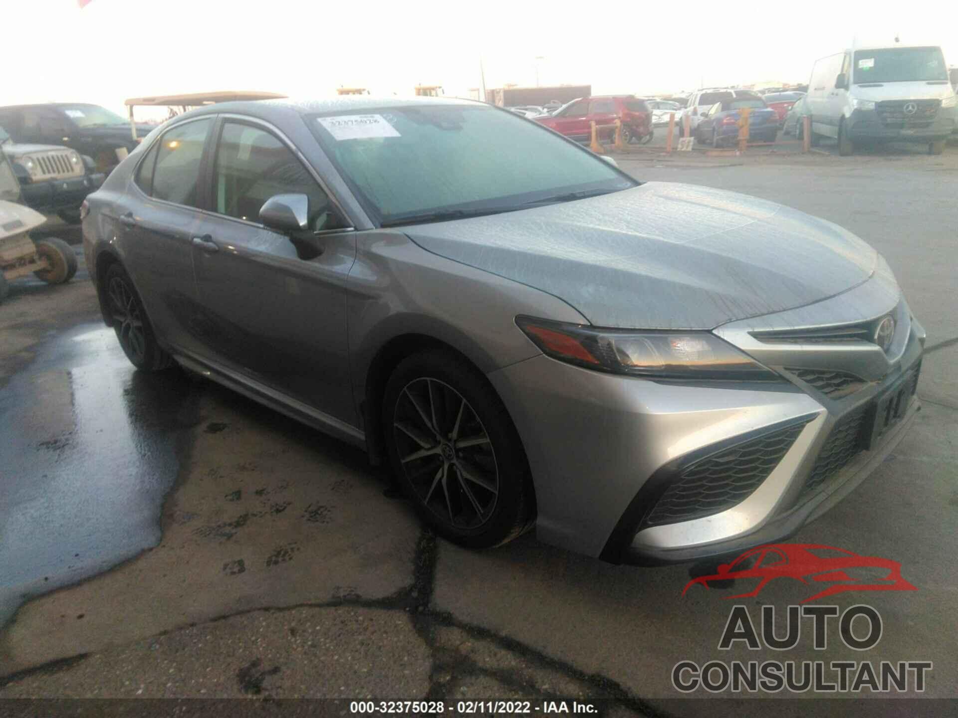 TOYOTA CAMRY 2021 - 4T1T11AK5MU595938