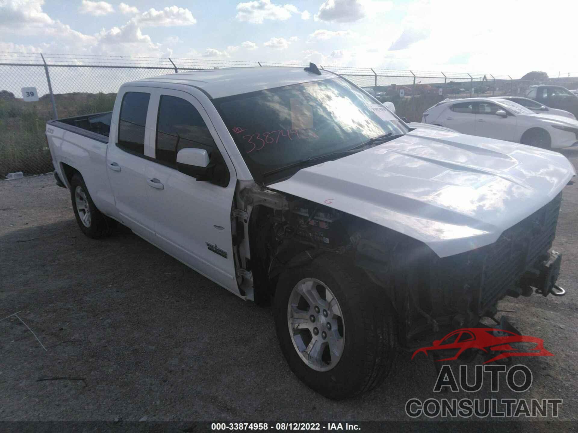 CHEVROLET SILVERADO 1500 2017 - 1GCVKREC2HZ227043
