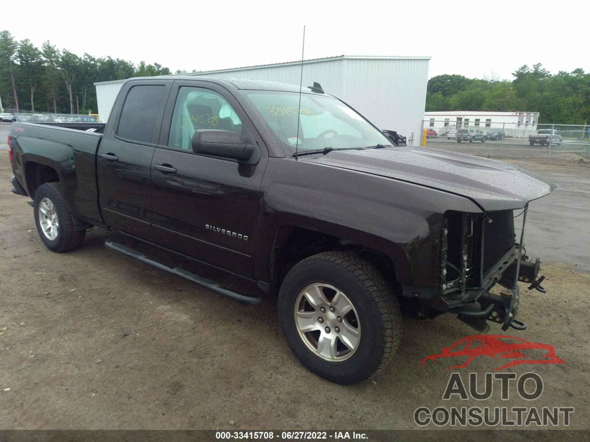 CHEVROLET SILVERADO 1500 2018 - 1GCVKREC0JZ157192