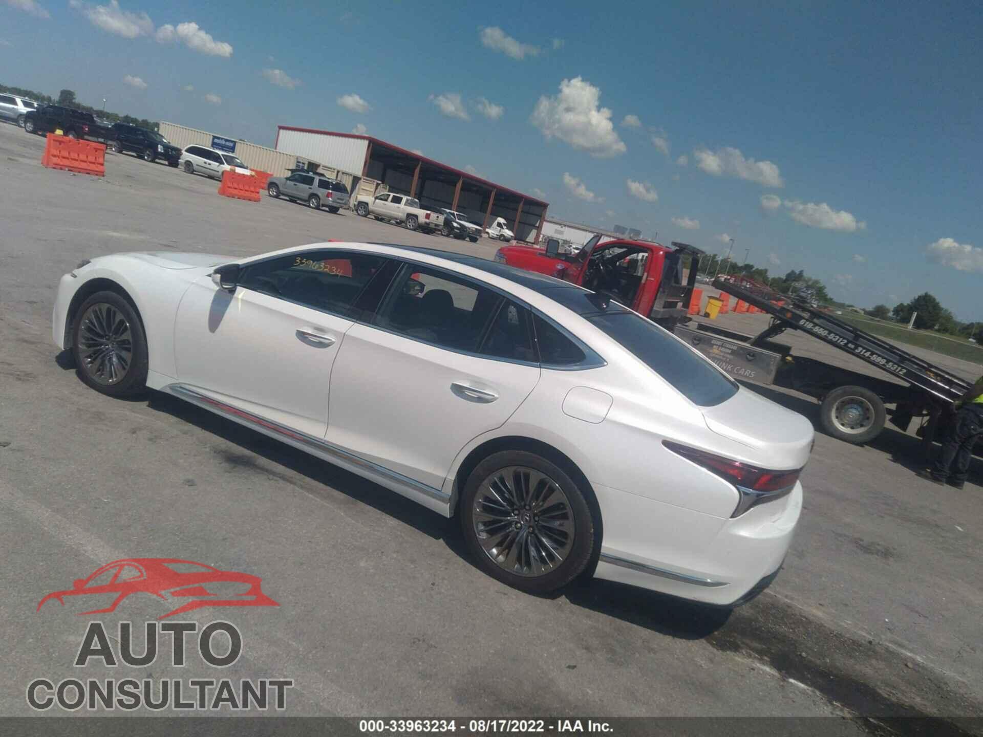LEXUS LS 2018 - JTHB5LFF2J5002956