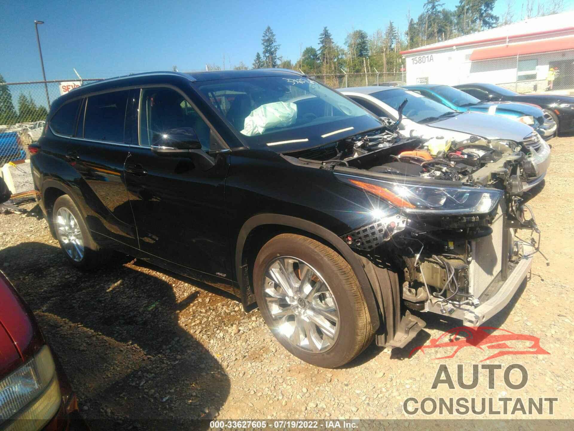 TOYOTA HIGHLANDER 2022 - 5TDXBRCH0NS545683