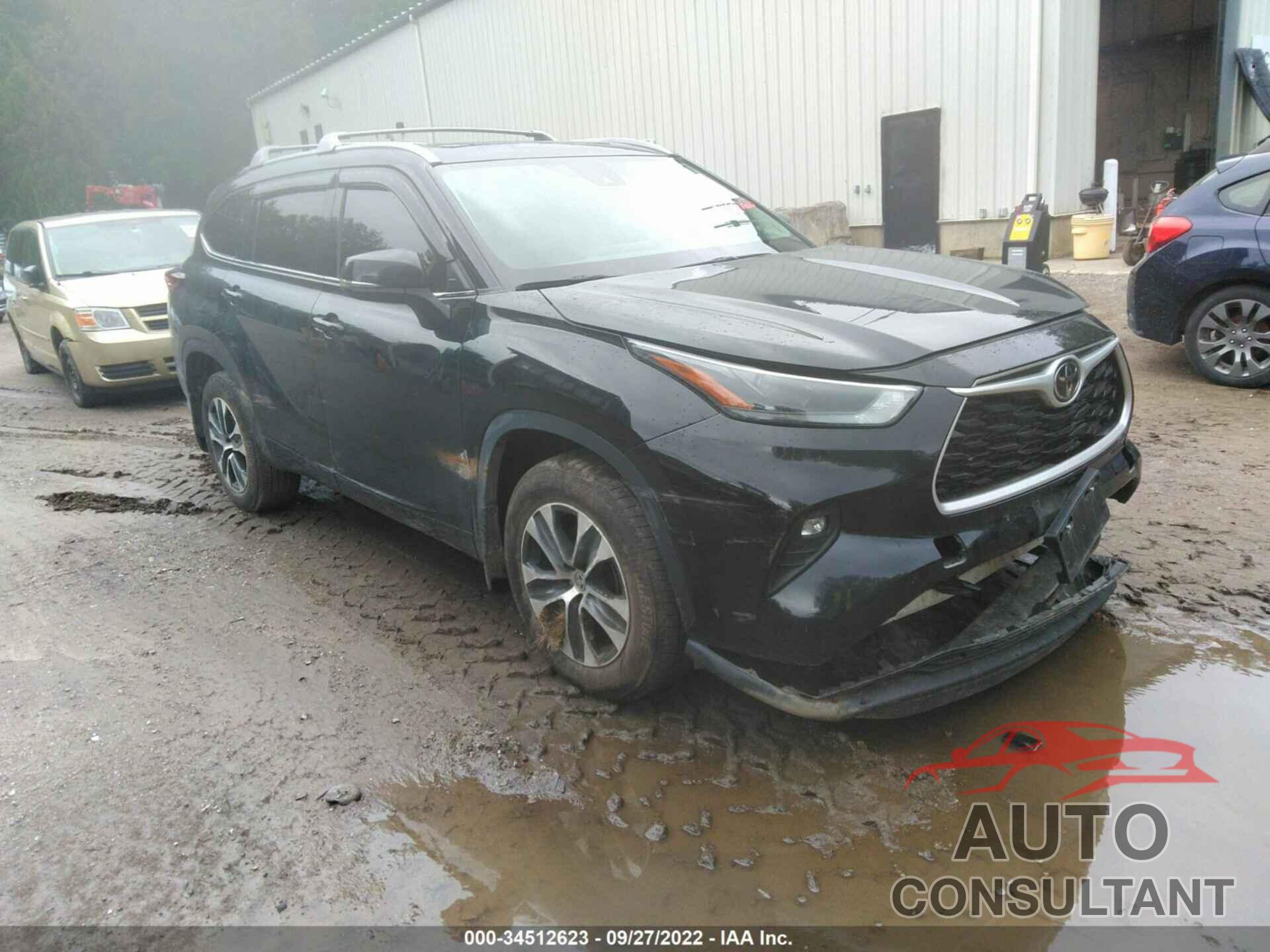 TOYOTA HIGHLANDER 2022 - 5TDGZRBH7NS177645