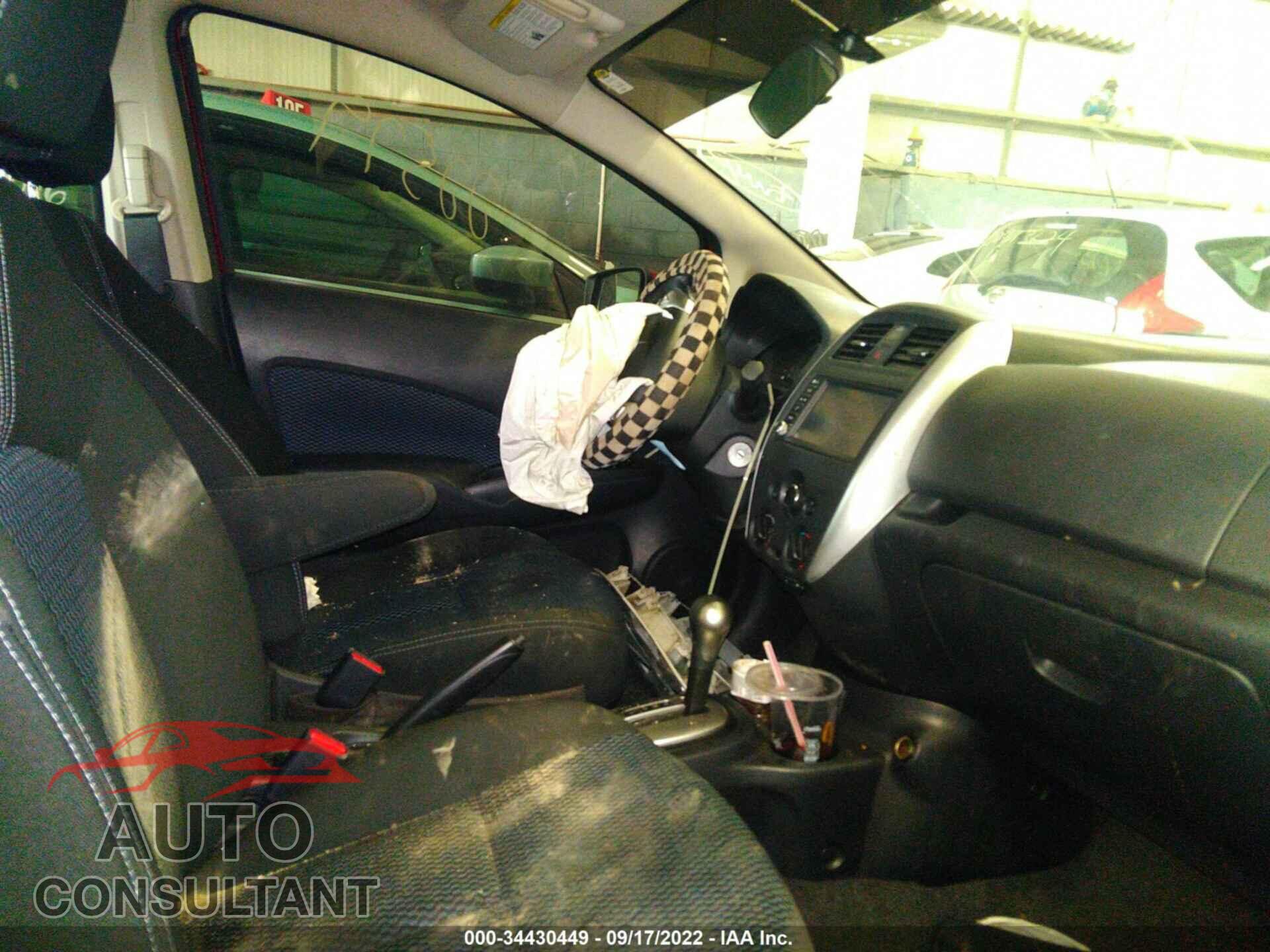 NISSAN VERSA NOTE 2019 - 001CE2CP0KL362034