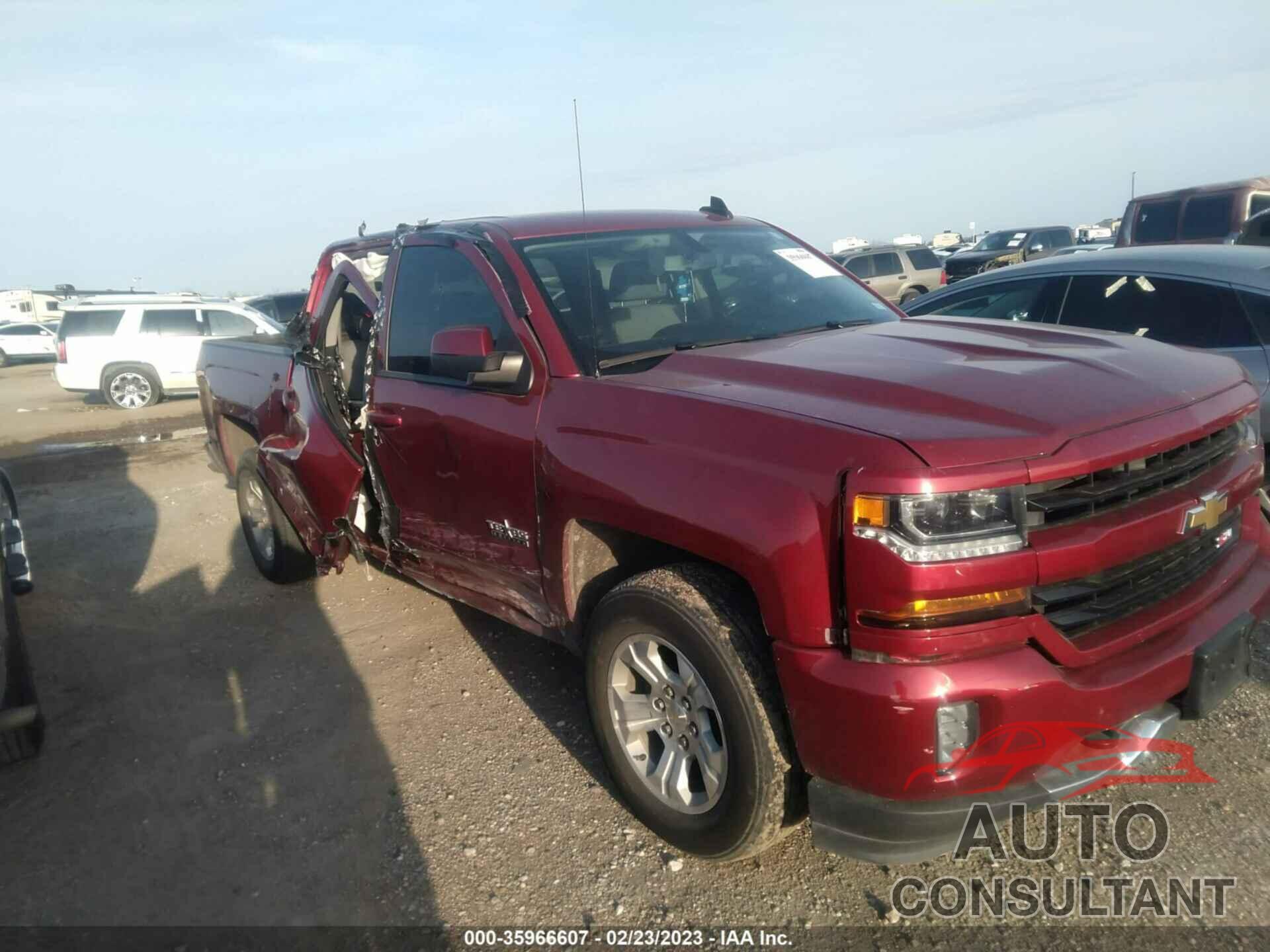 CHEVROLET SILVERADO 1500 2018 - 3GCUKREC0JG586392