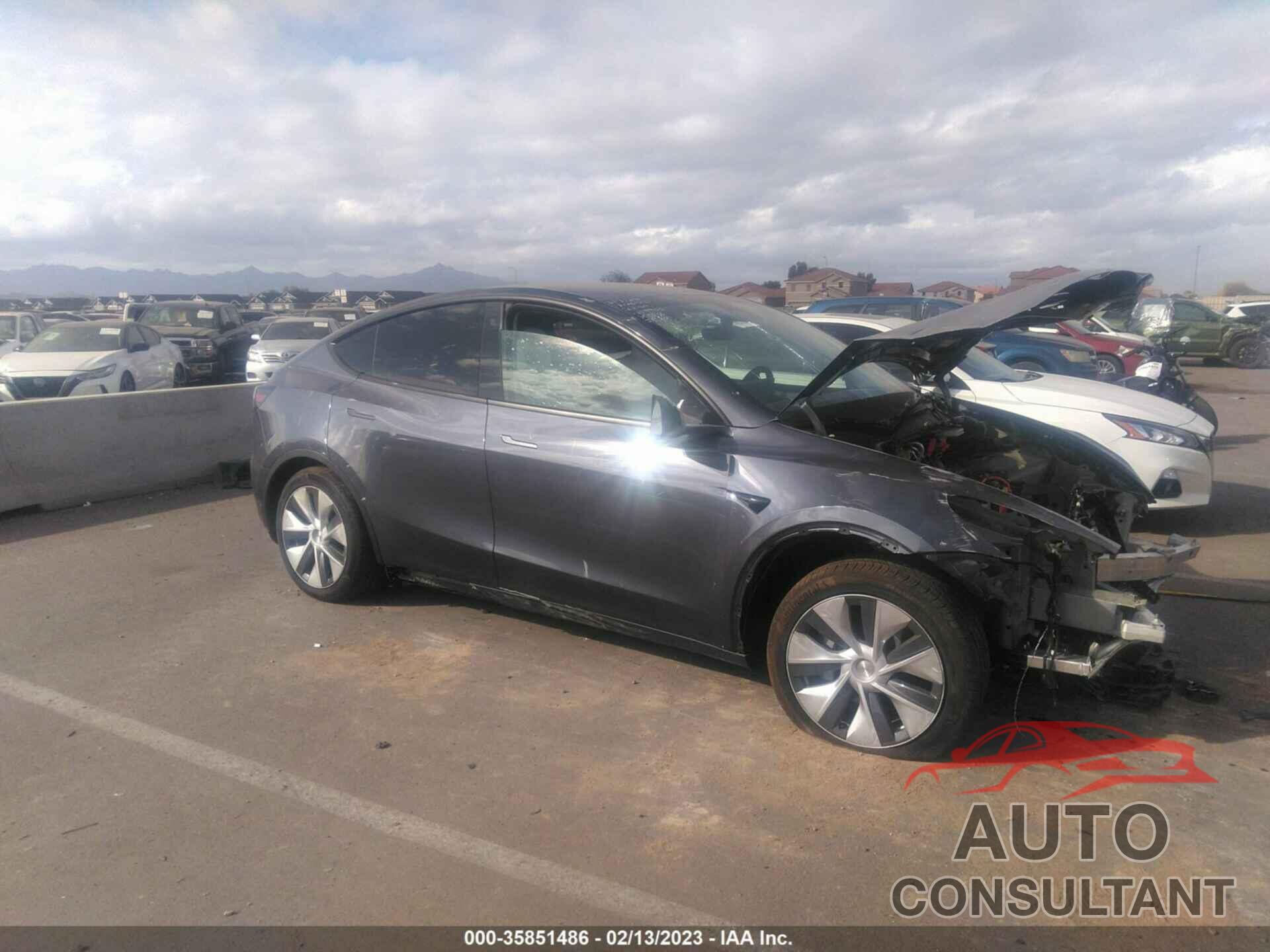 TESLA MODEL Y 2023 - 7SAYGDEE2PF619966