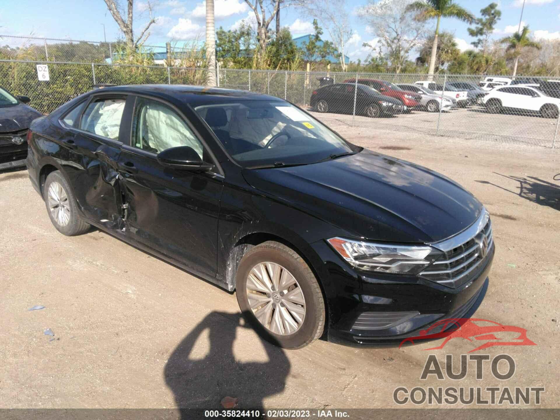VOLKSWAGEN JETTA 2019 - 3VWCB7BUXKM248611