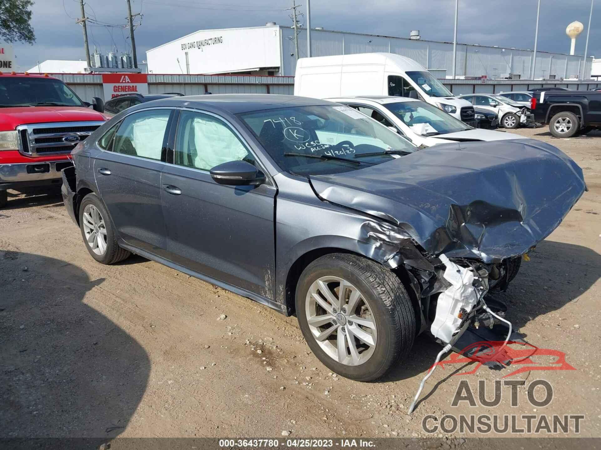 VOLKSWAGEN PASSAT 2020 - 1VWSA7A38LC022321