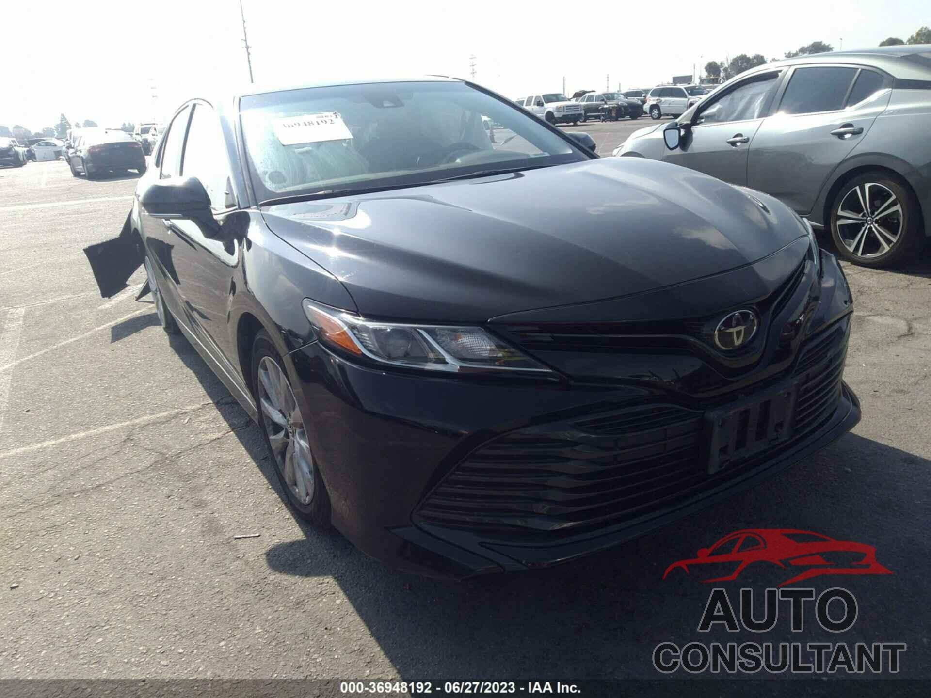 TOYOTA CAMRY 2018 - 4T1B11HK2JU650035