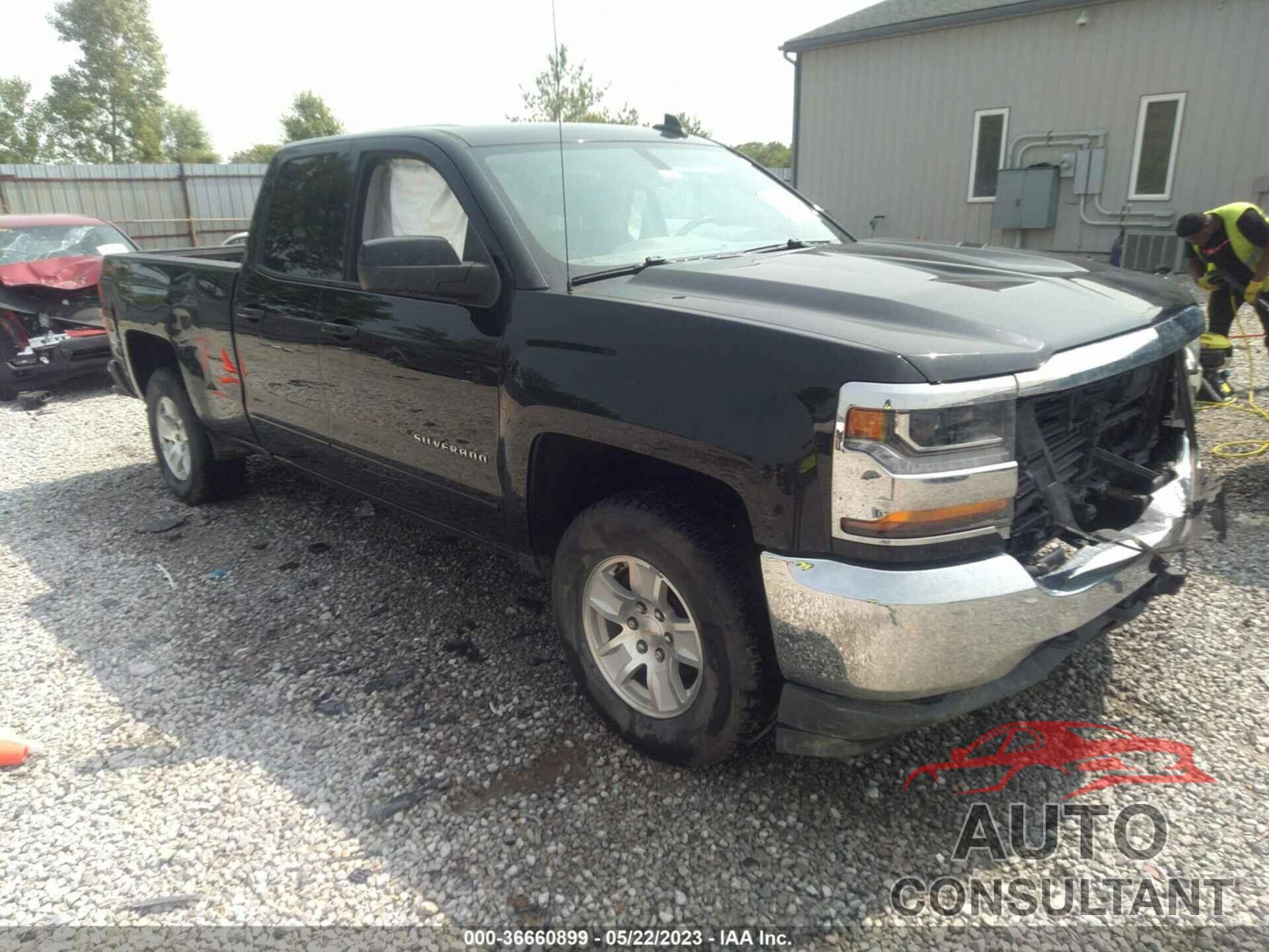 CHEVROLET SILVERADO 1500 2018 - 1GCVKREC8JZ297622