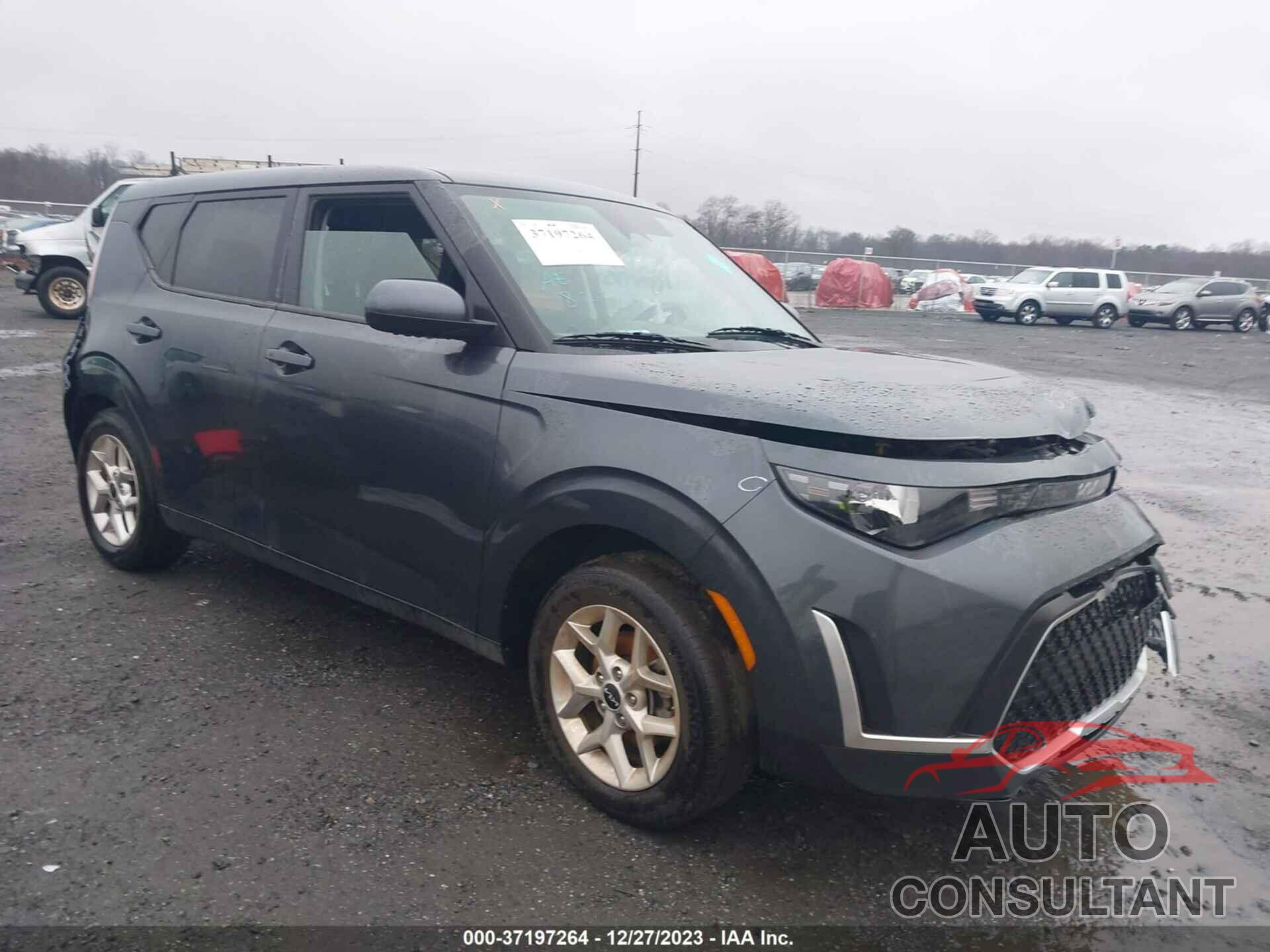 KIA SOUL 2023 - KNDJ23AU5P7196584