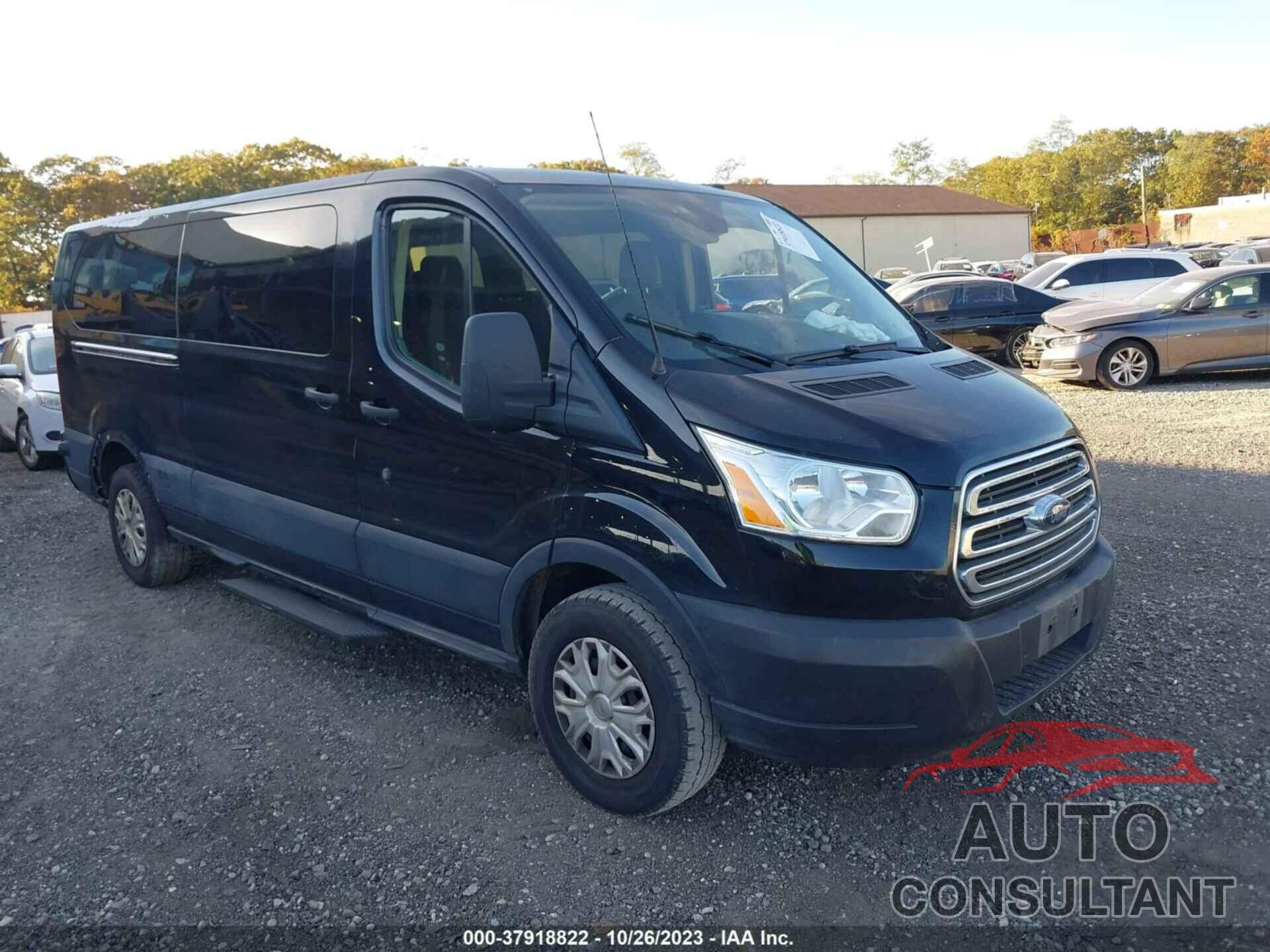 FORD TRANSIT PASSENGER WAGON 2019 - 1FBZX2YM6KKA37071