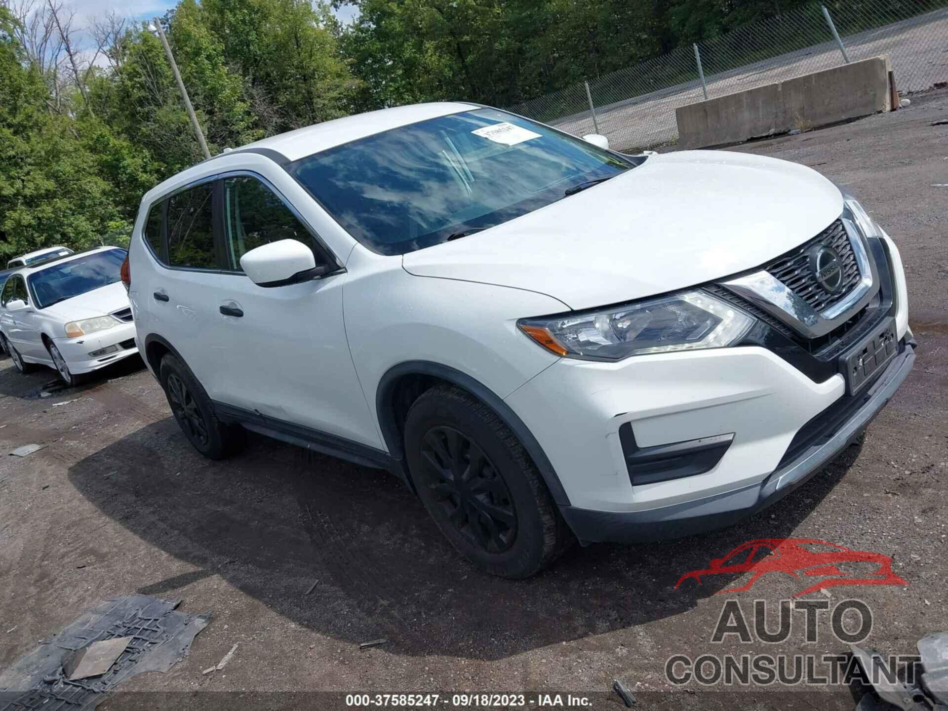 NISSAN ROGUE 2018 - KNMAT2MTXJP617023