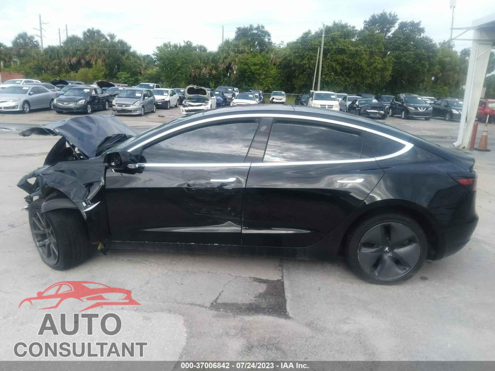 TESLA MODEL 3 2018 - 5YJ3E1EA5JF123396