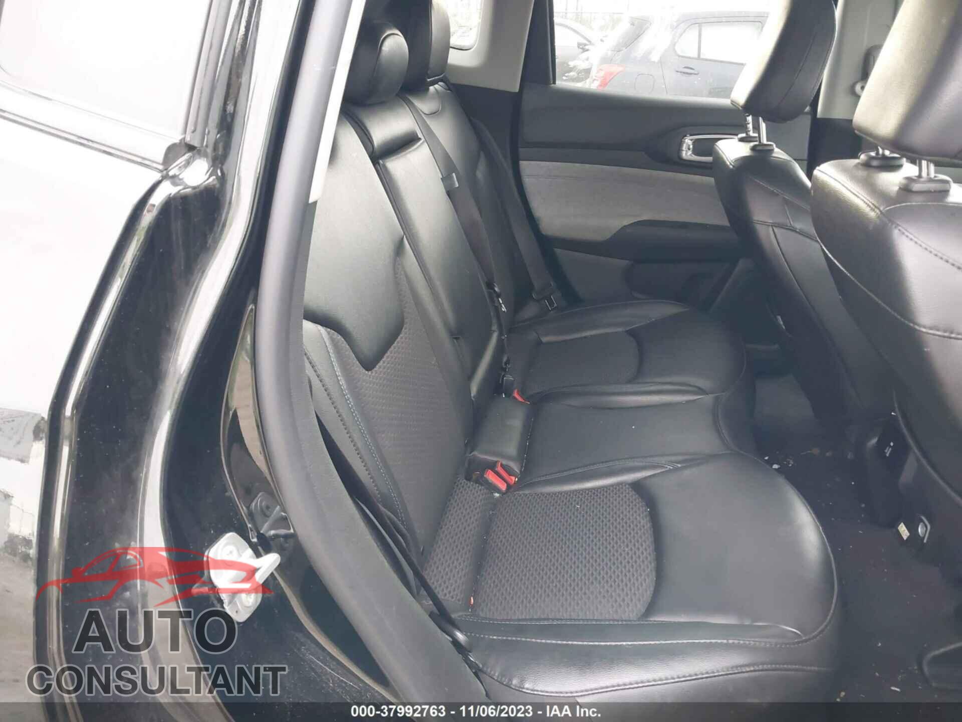 JEEP COMPASS 2022 - 3C4NJDBBXNT230471