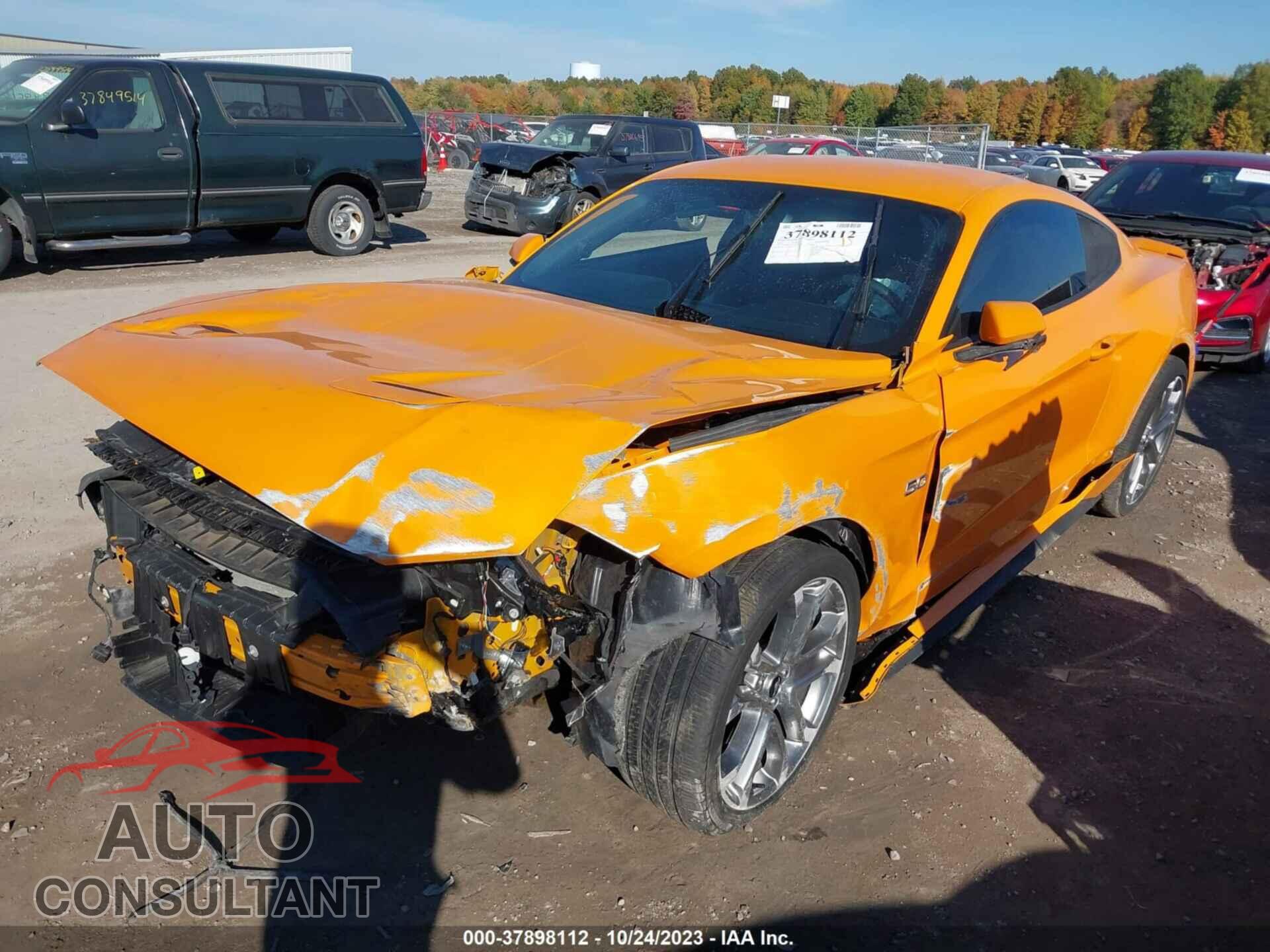FORD MUSTANG 2018 - 1FA6P8CF7J5113684