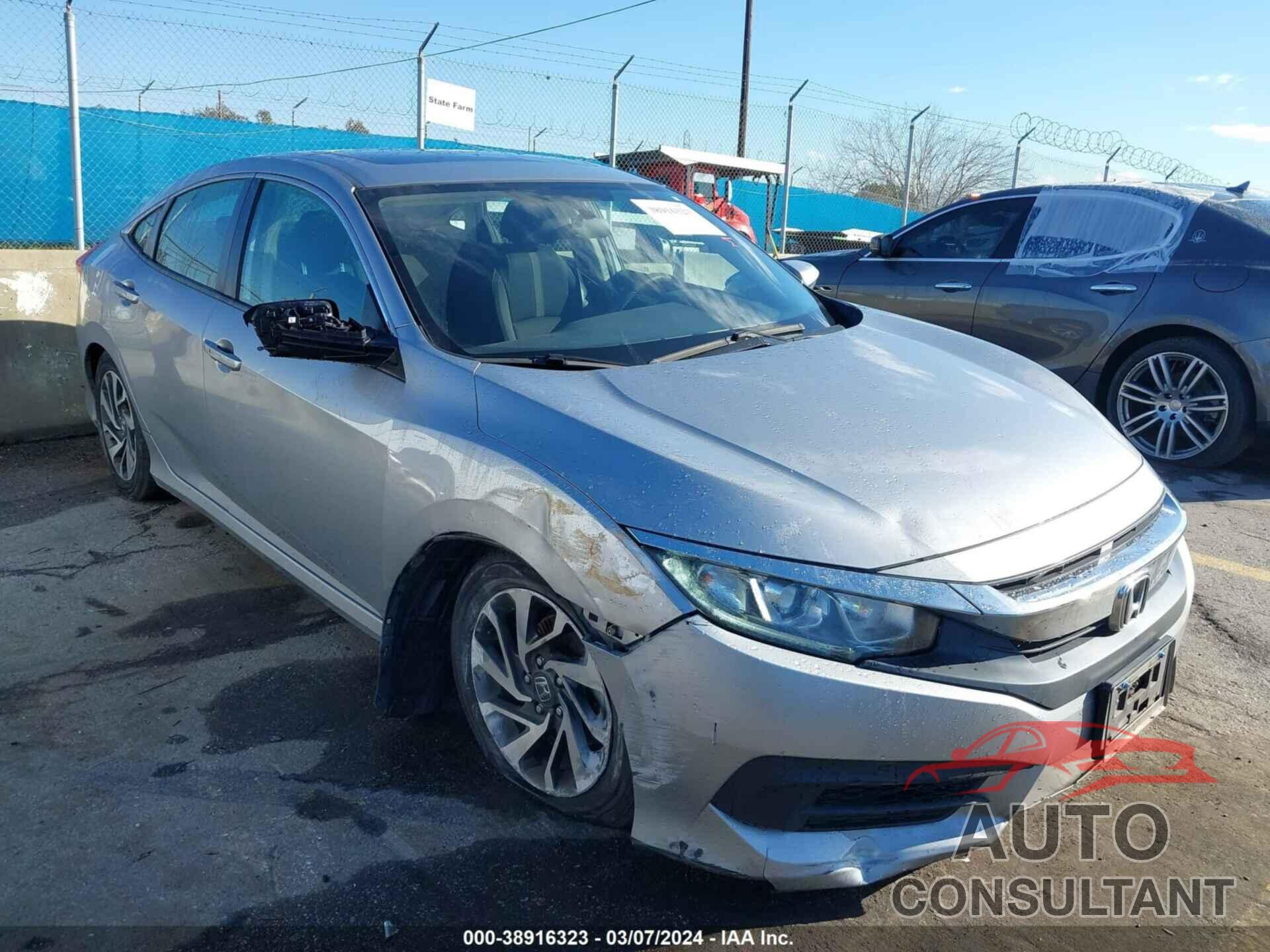 HONDA CIVIC 2018 - 2HGFC2F75JH609066