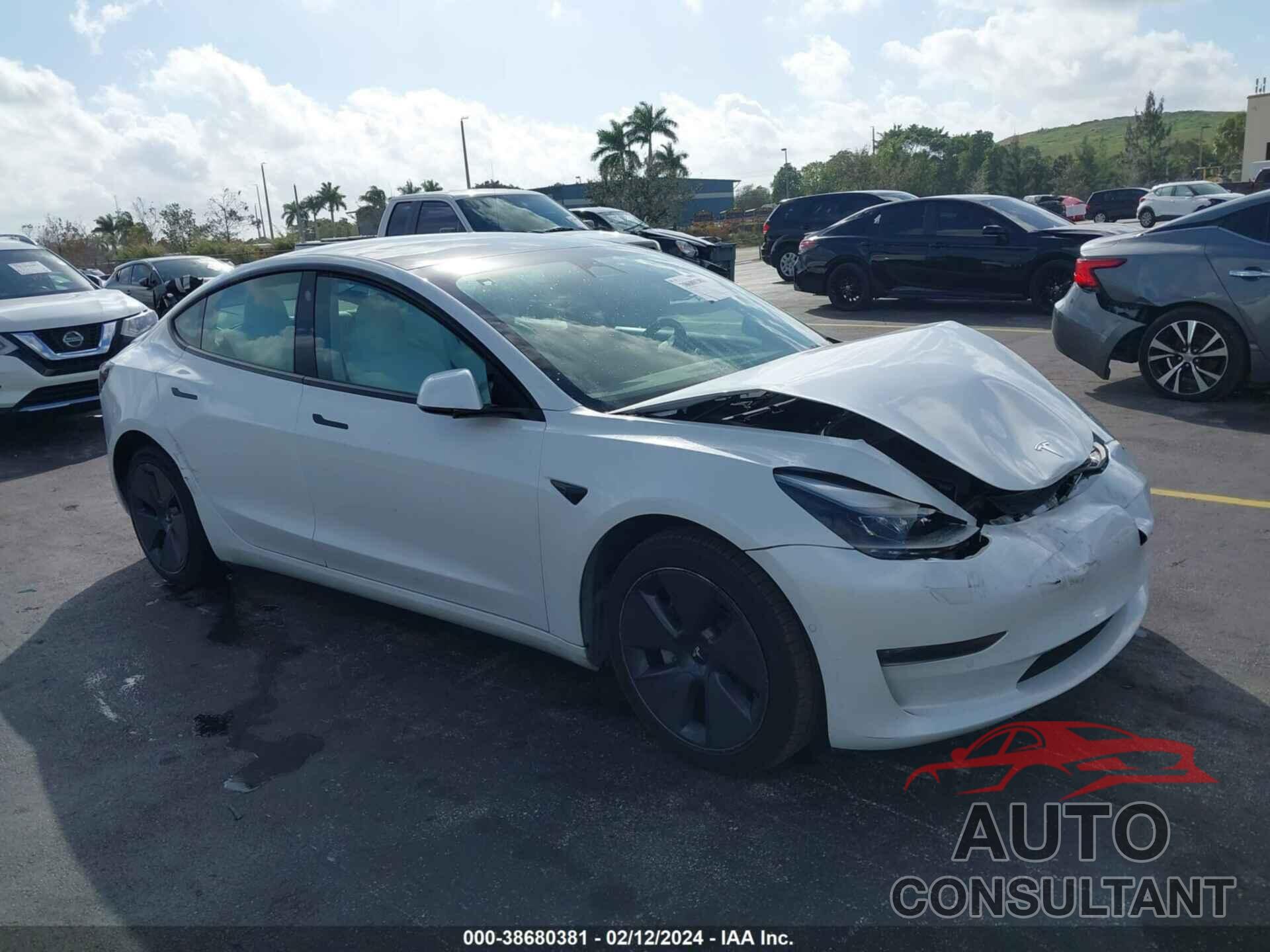 TESLA MODEL 3 2022 - 5YJ3E1EB0NF166736
