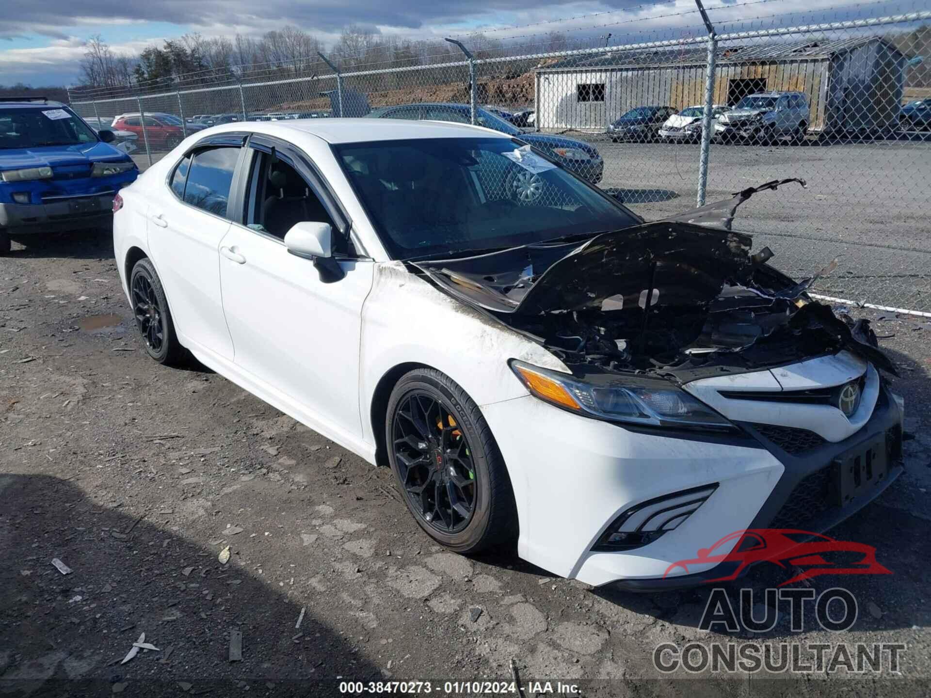 TOYOTA CAMRY 2020 - 4T1G11AK6LU339856