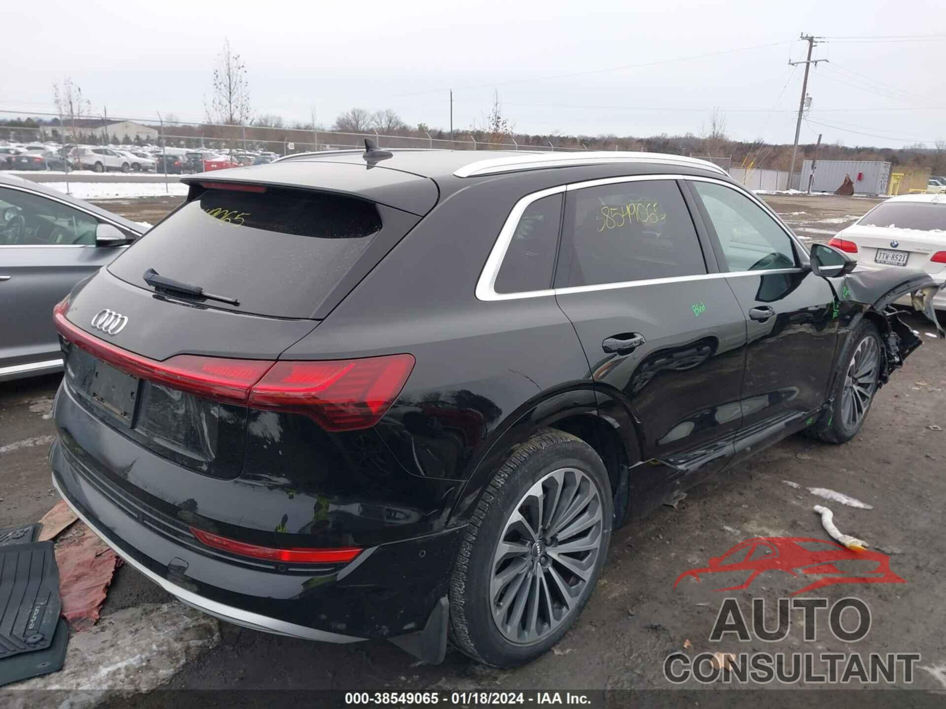 AUDI E-TRON 2019 - WA1VAAGE5KB010132