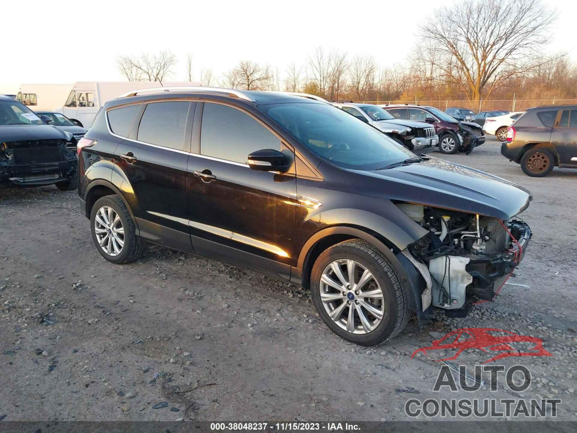 FORD ESCAPE 2018 - 1FMCU9J97JUA57787