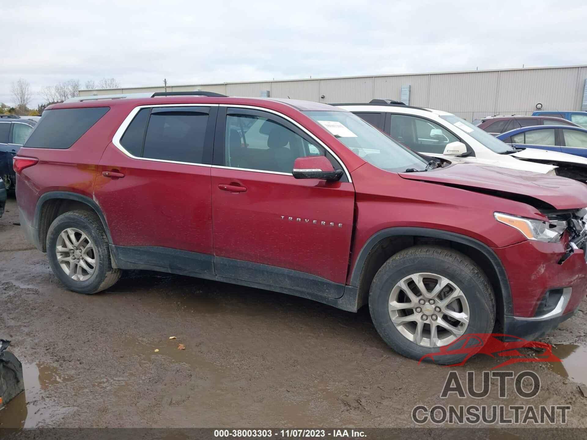 CHEVROLET TRAVERSE 2018 - 1GNERGKW0JJ181528