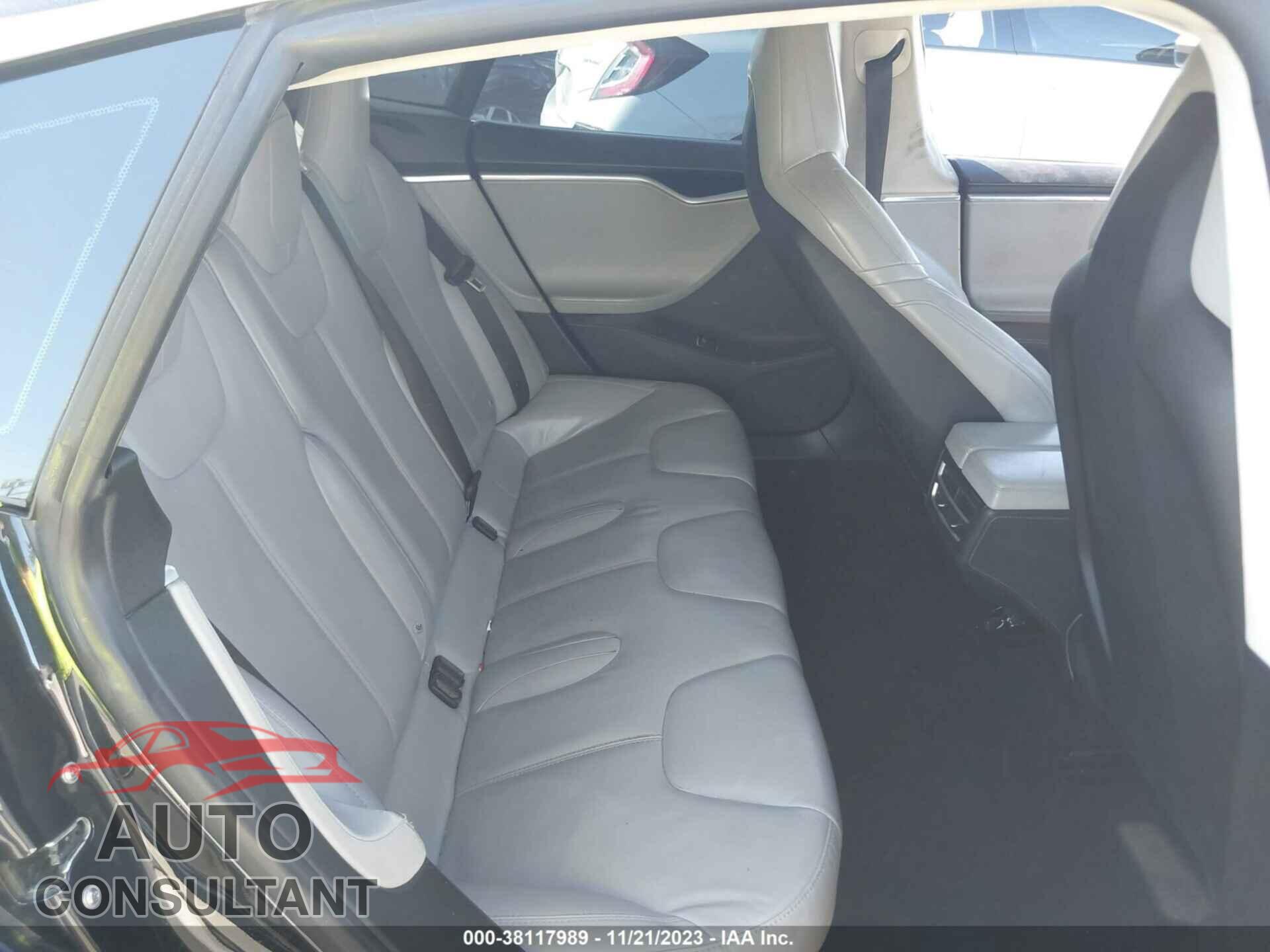 TESLA MODEL S 2015 - 5YJSA1E23FF106121