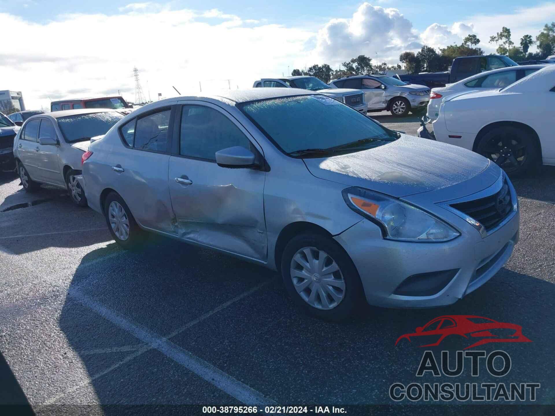 NISSAN VERSA 2017 - 3N1CN7AP9HK426909