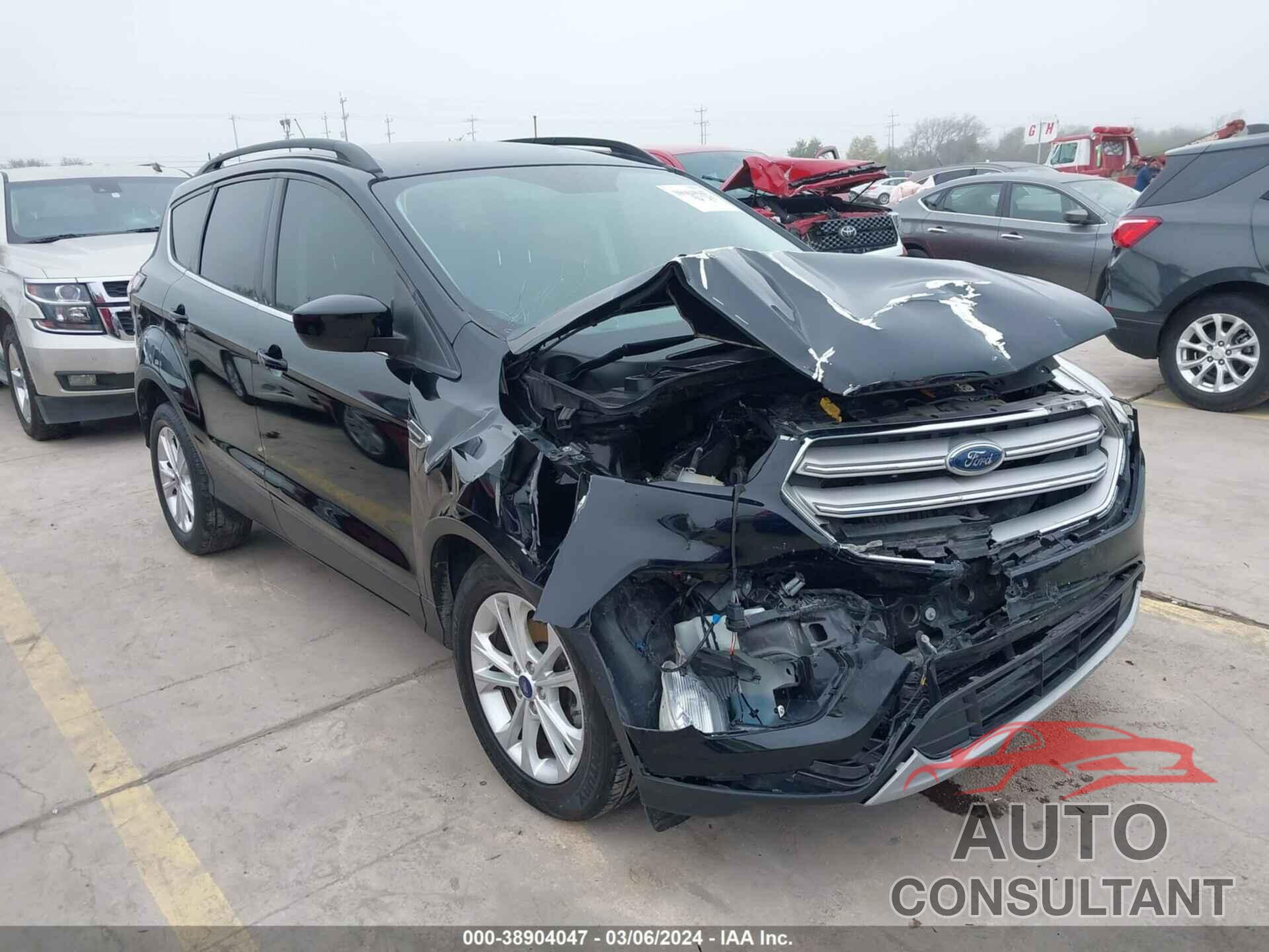 FORD ESCAPE 2018 - 1FMCU0GD1JUB86020