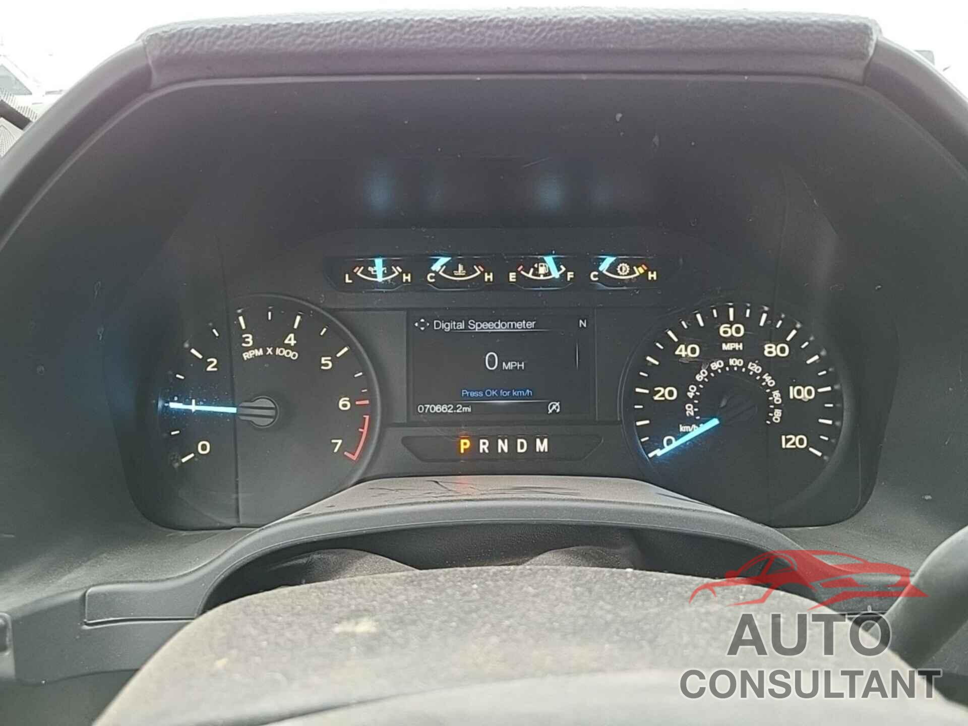 FORD F-150 2018 - 1FTFX1E55JKC10857