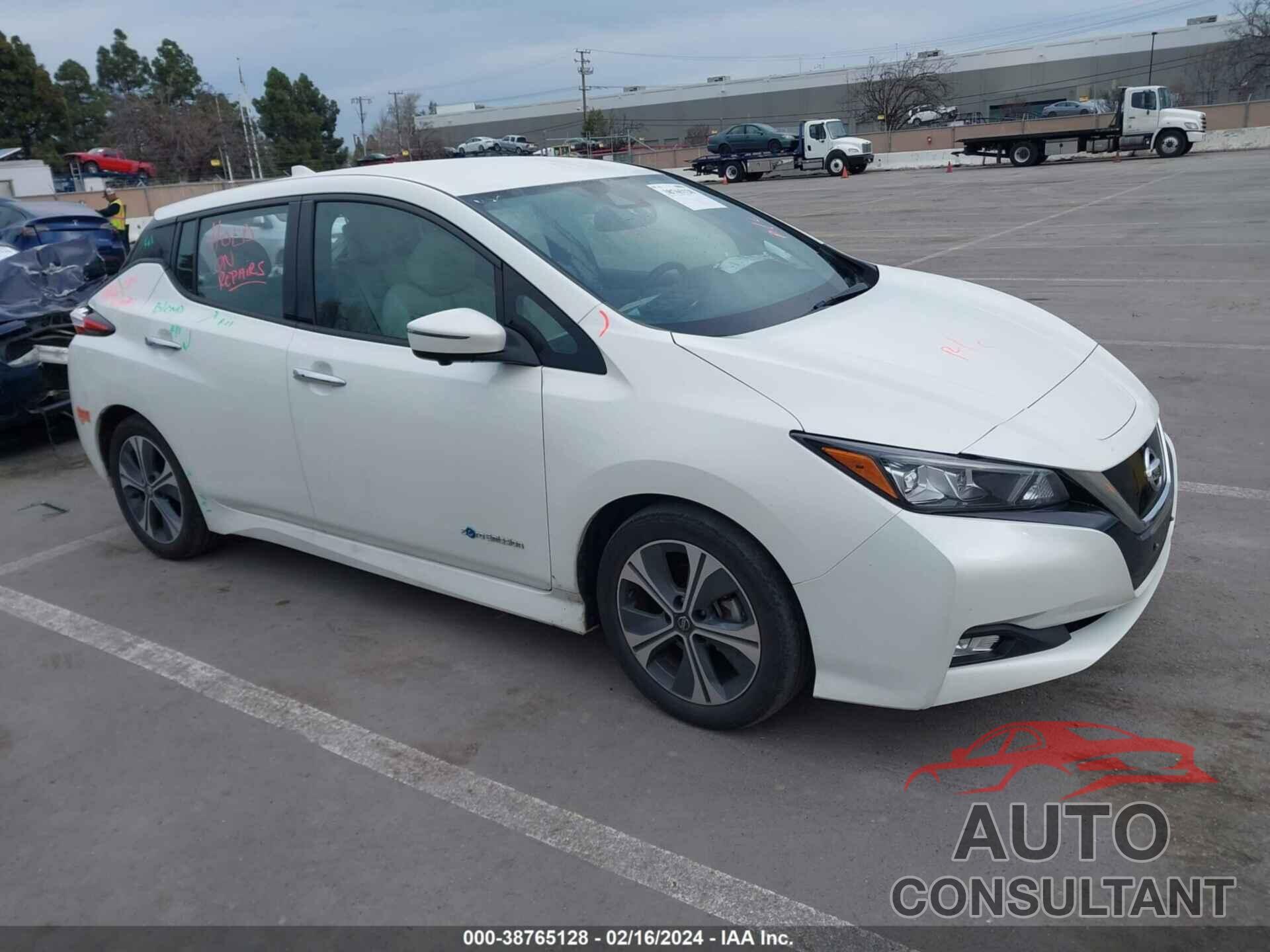 NISSAN LEAF 2019 - 1N4AZ1CP6KC305194