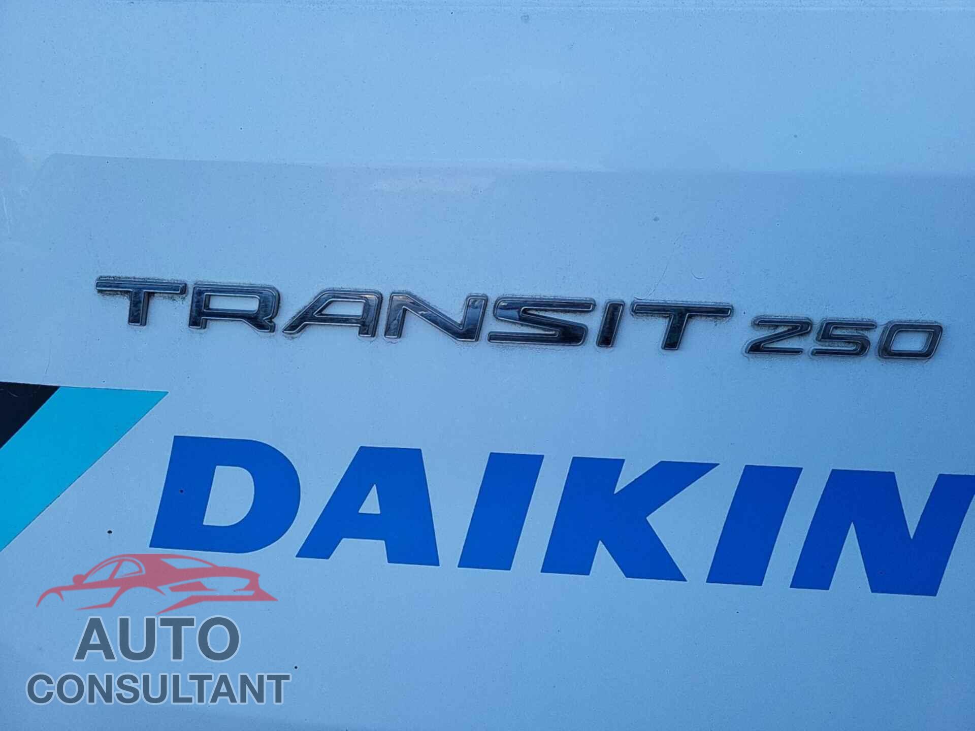 FORD TRANSIT 2016 - 1FTYR1CM6GKB41733