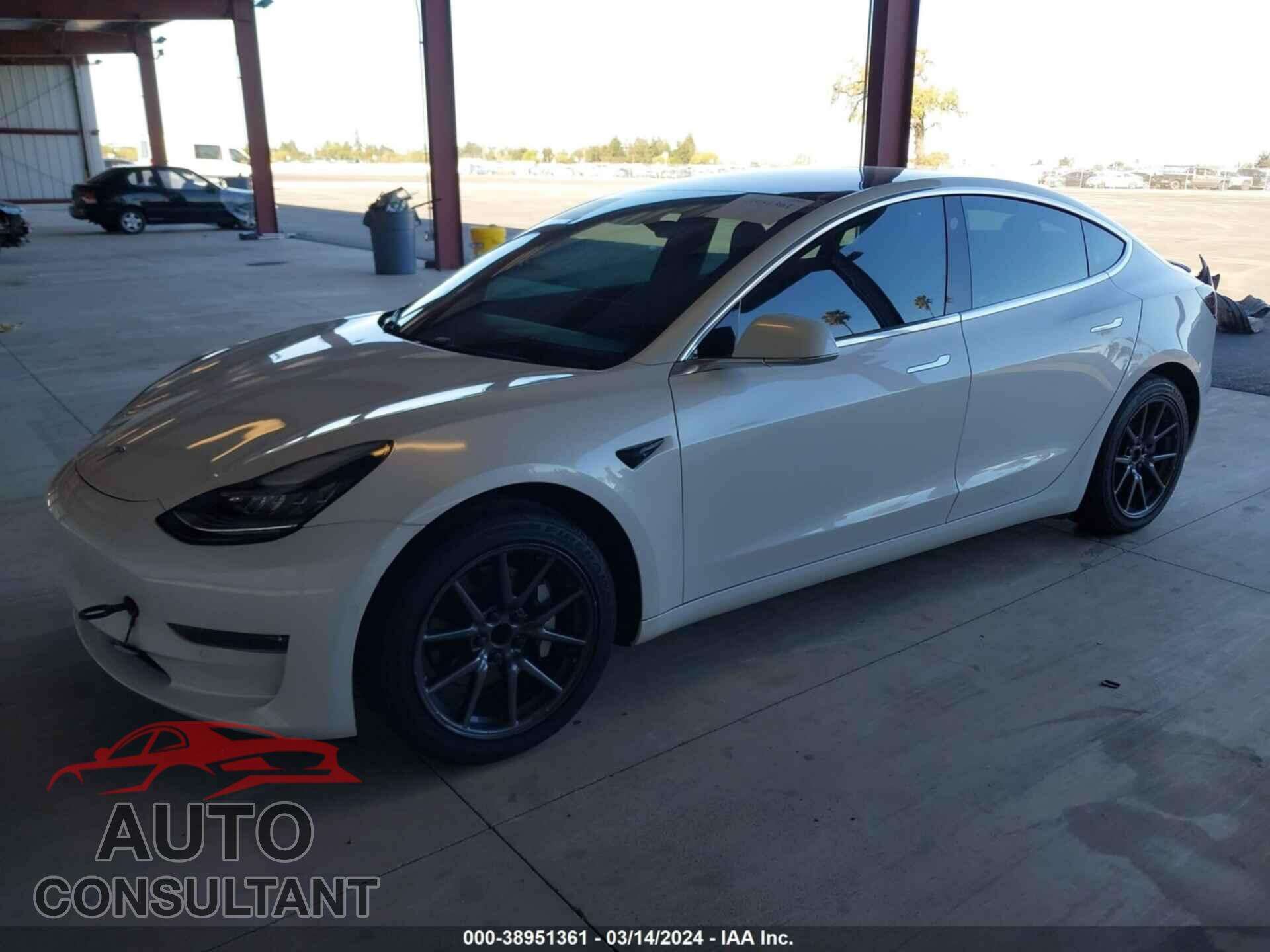 TESLA MODEL 3 2018 - 5YJ3E1EA2JF017410