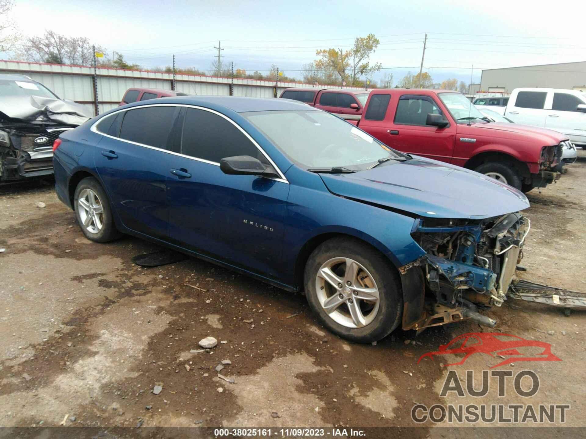 CHEVROLET MALIBU 2019 - 1G1ZB5ST5KF197083