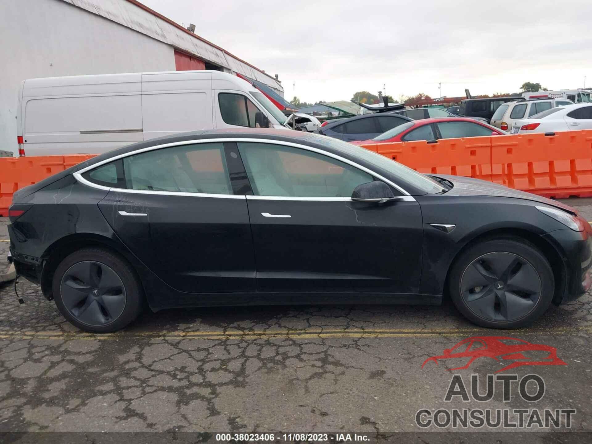 TESLA MODEL 3 2018 - 5YJ3E1EB3JF099222