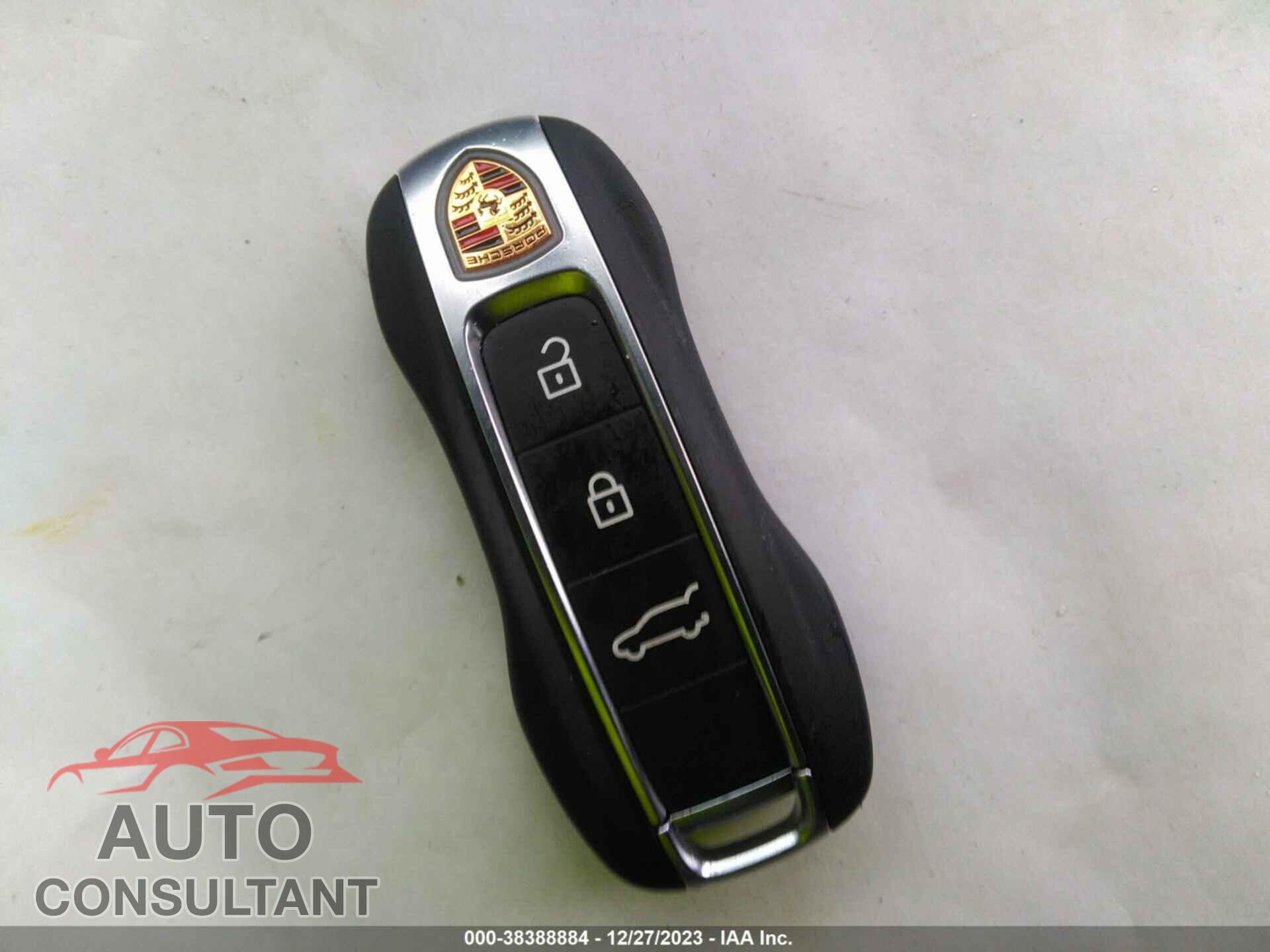 PORSCHE CAYENNE COUPE 2024 - WP1BK2AY2RDA72437