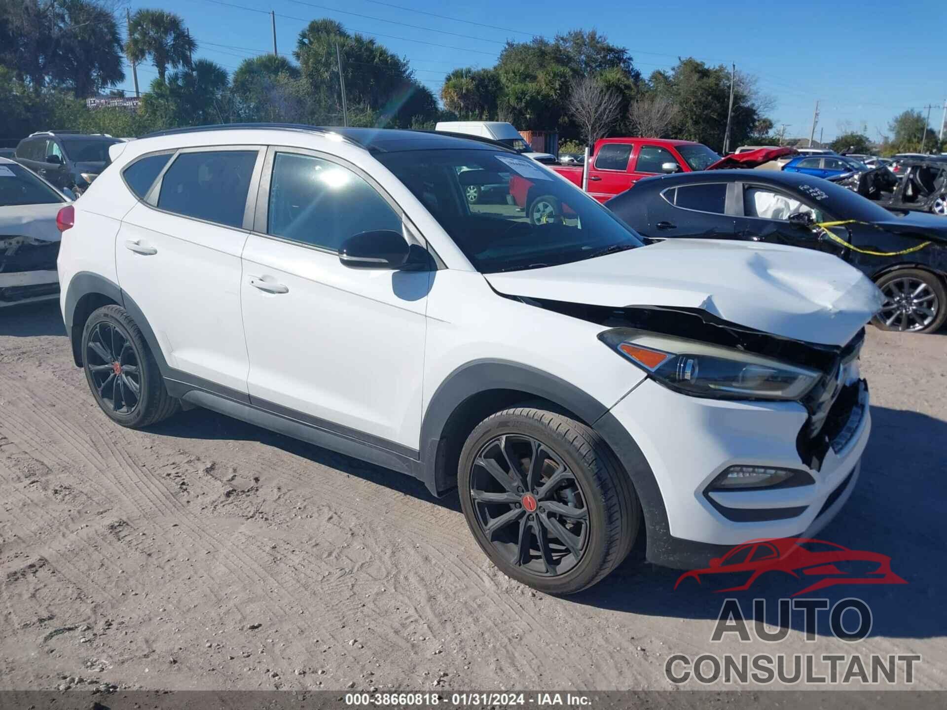 HYUNDAI TUCSON 2017 - KM8J33A27HU540166