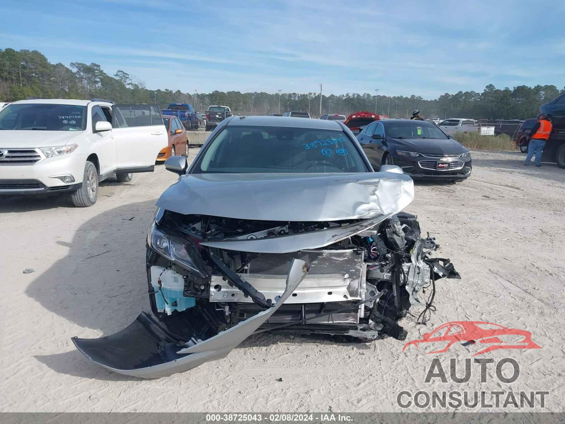 TOYOTA CAMRY HYBRID 2024 - 4T1C31AK8RUO64878