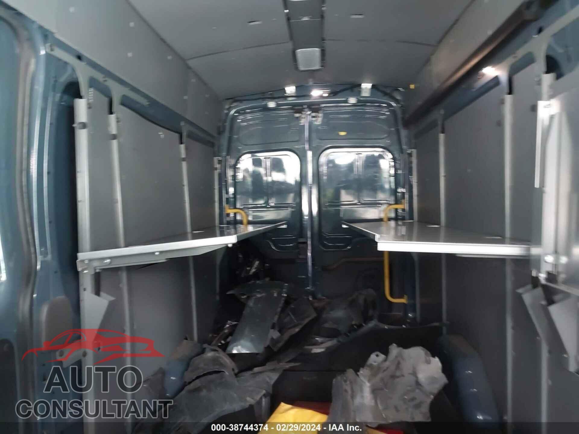 FORD TRANSIT 2020 - 1FTBR3X83LKA48256