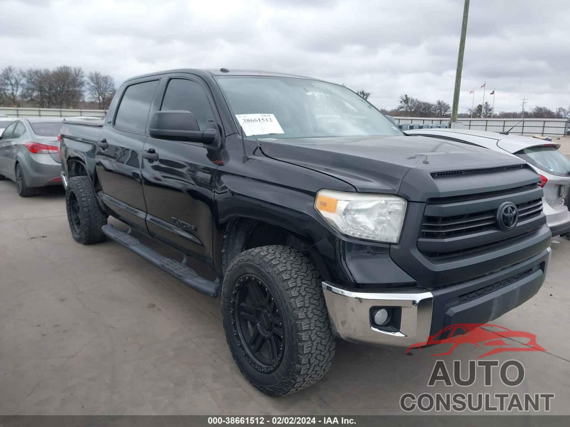 TOYOTA TUNDRA 2017 - 5TFEW5F14HX215689