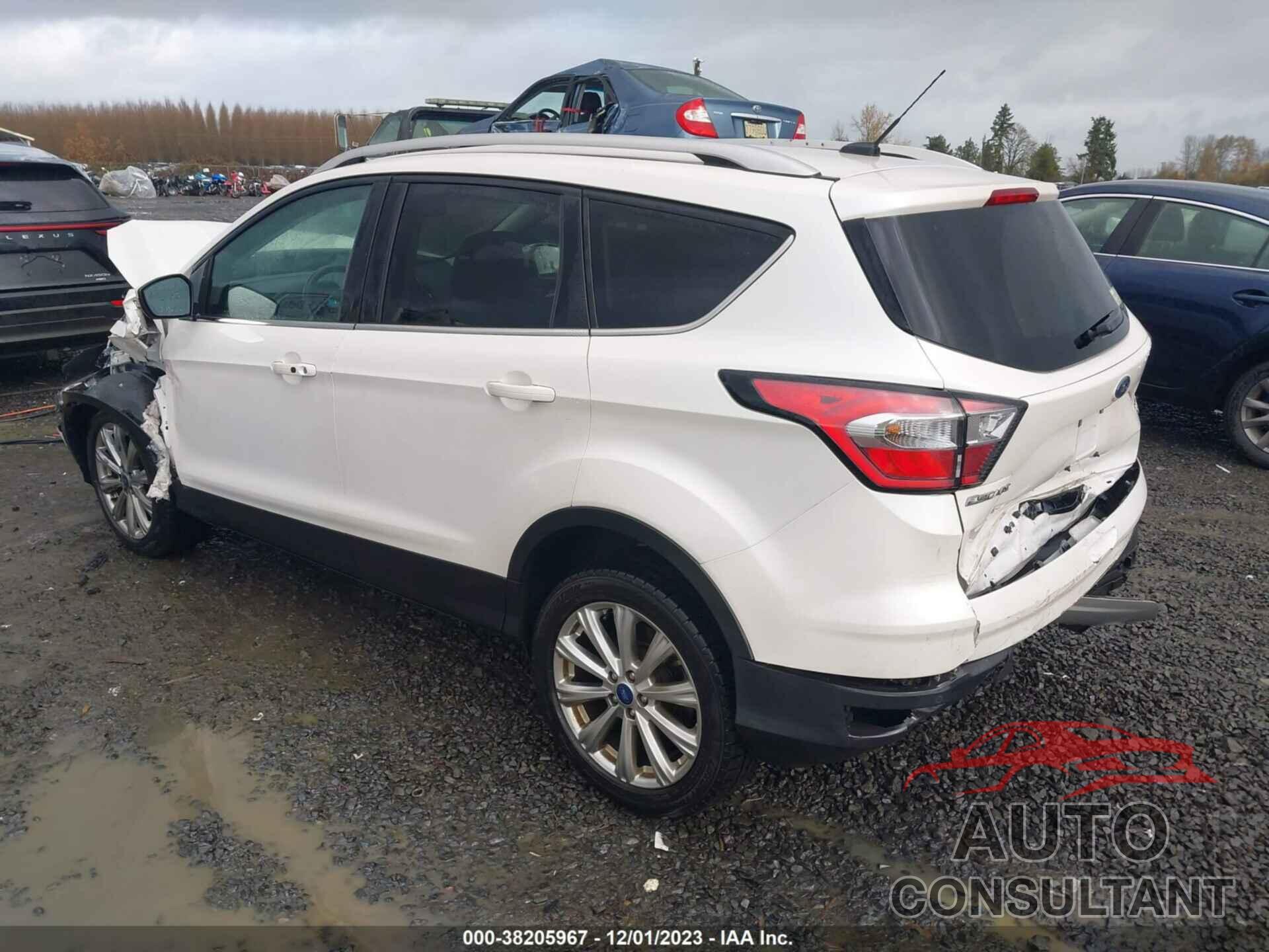 FORD ESCAPE 2017 - 1FMCU9J97HUE98183