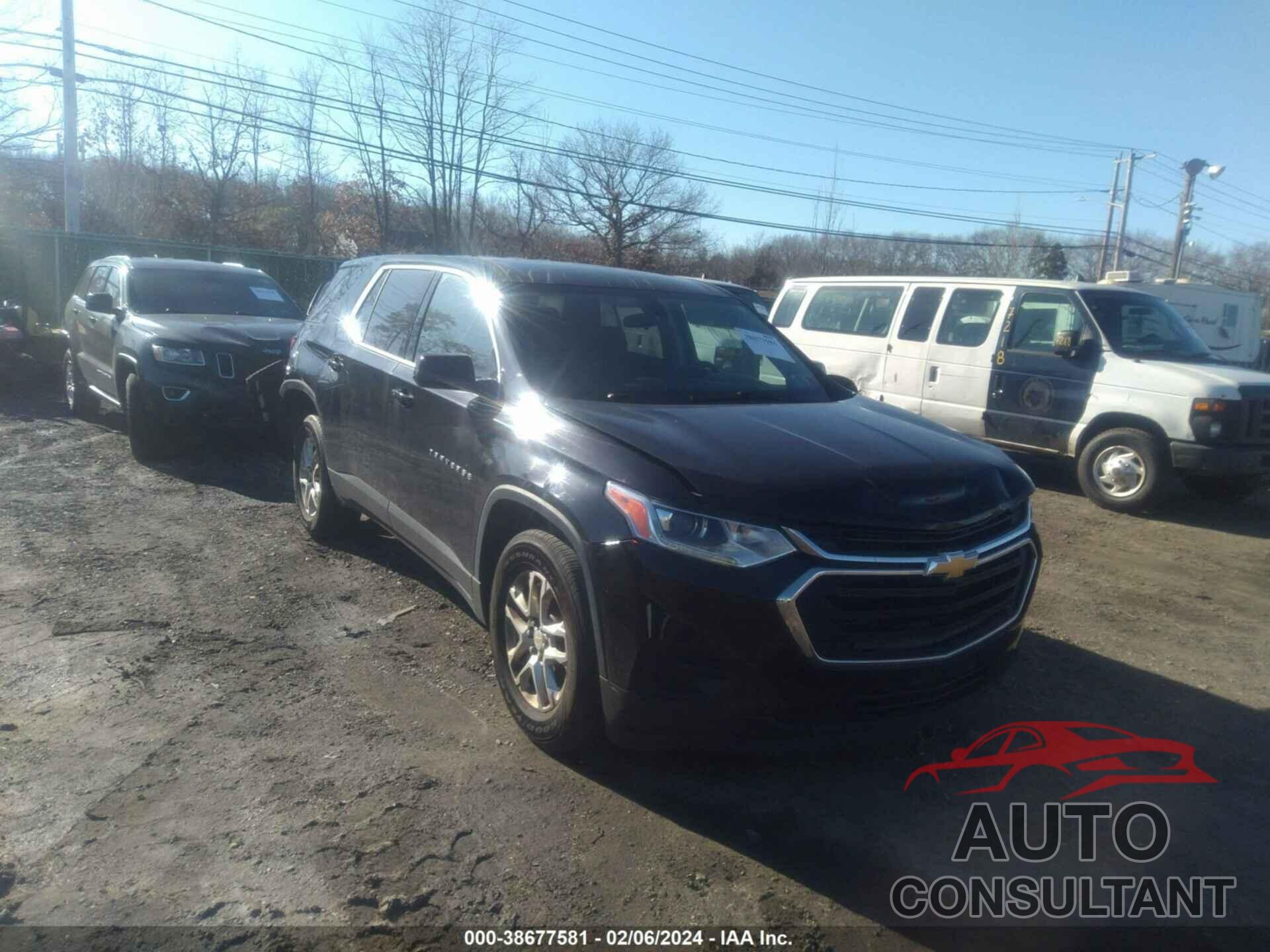 CHEVROLET TRAVERSE 2018 - 1GNEVFKW7JJ241844